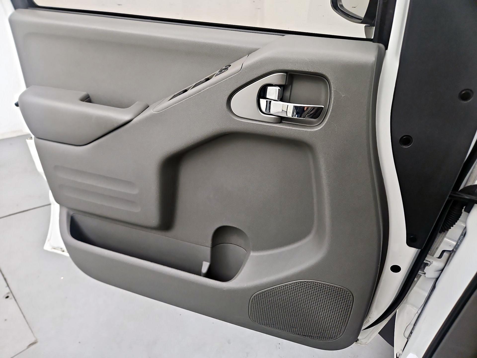 Thumbnail: 2021 Nissan Frontier - 12
