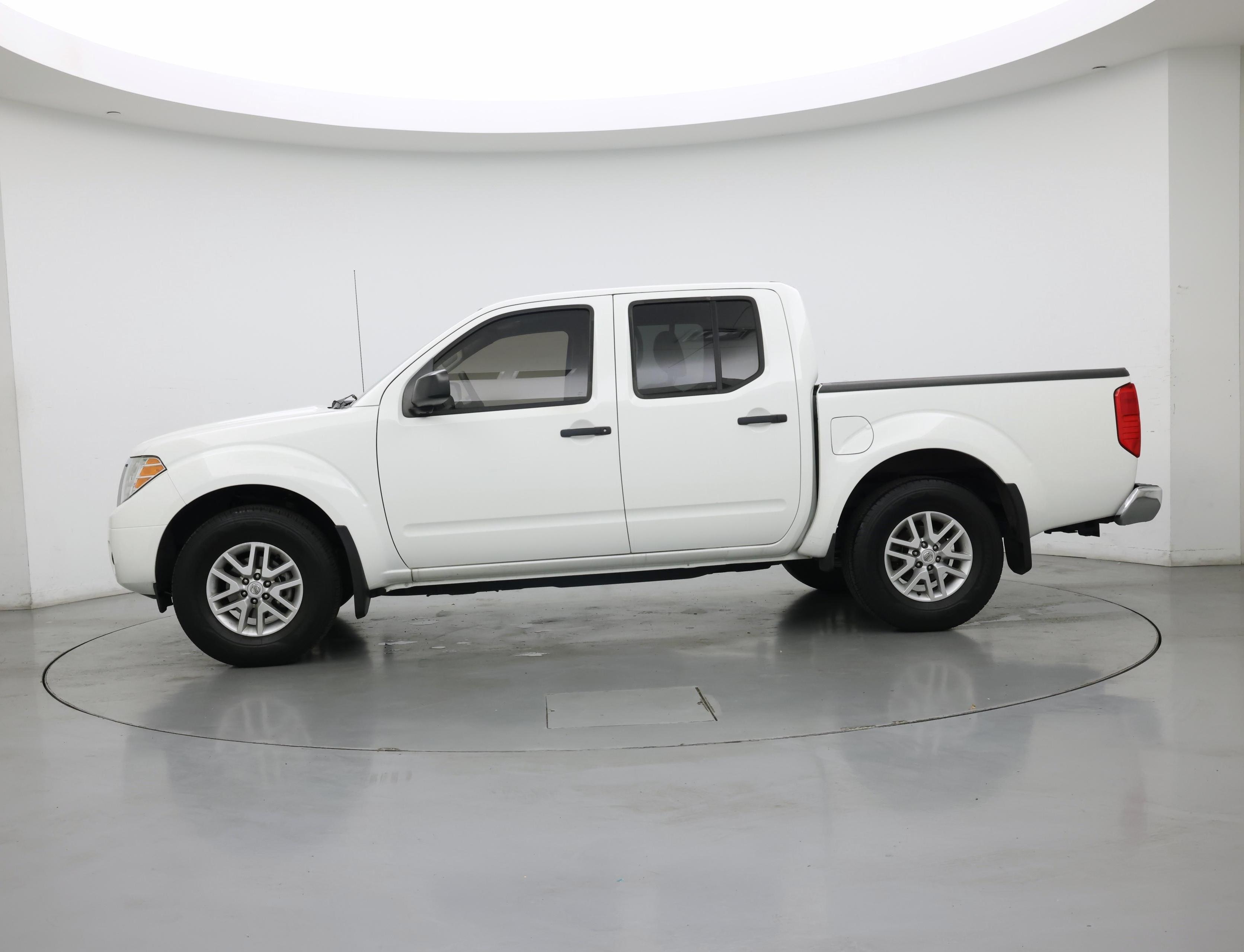 Thumbnail: 2021 Nissan Frontier - 3