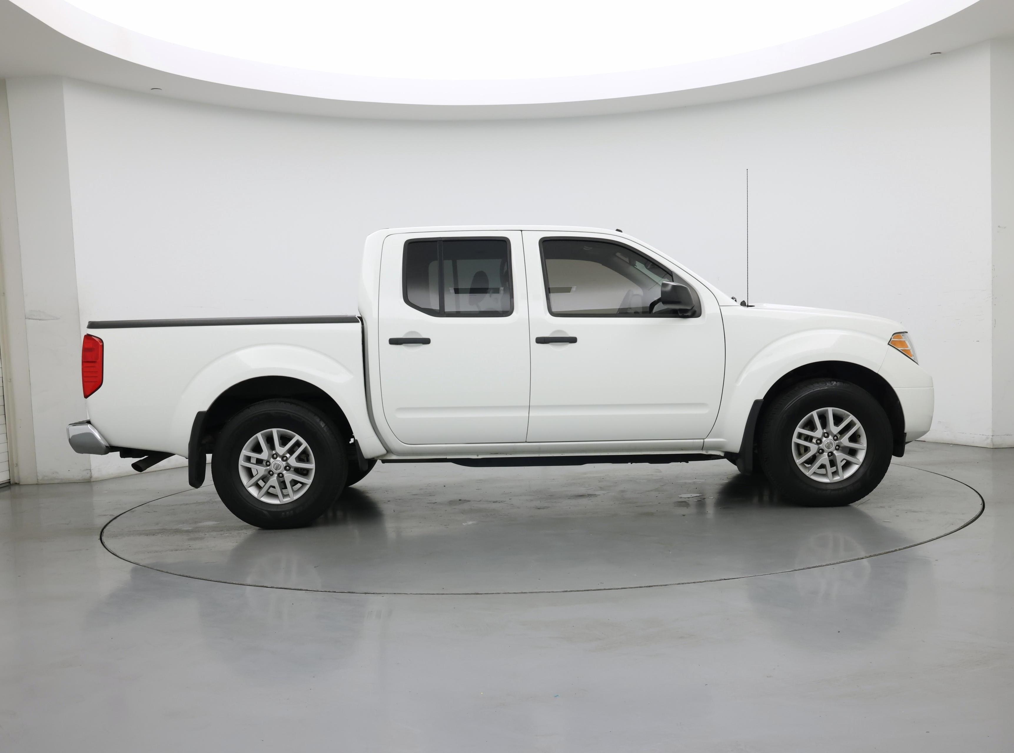 Thumbnail: 2021 Nissan Frontier - 7