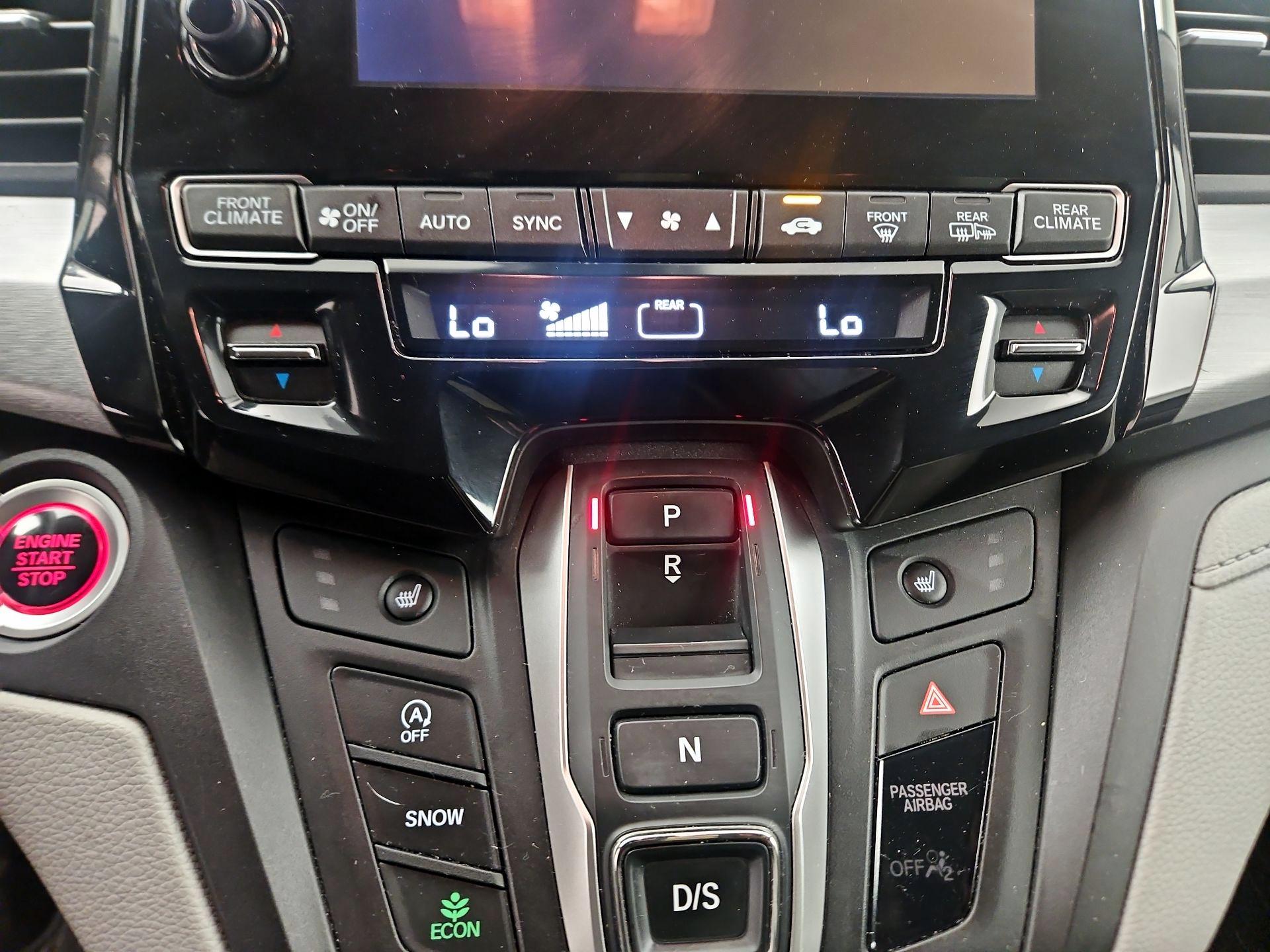Thumbnail: 2023 Honda Odyssey - 16