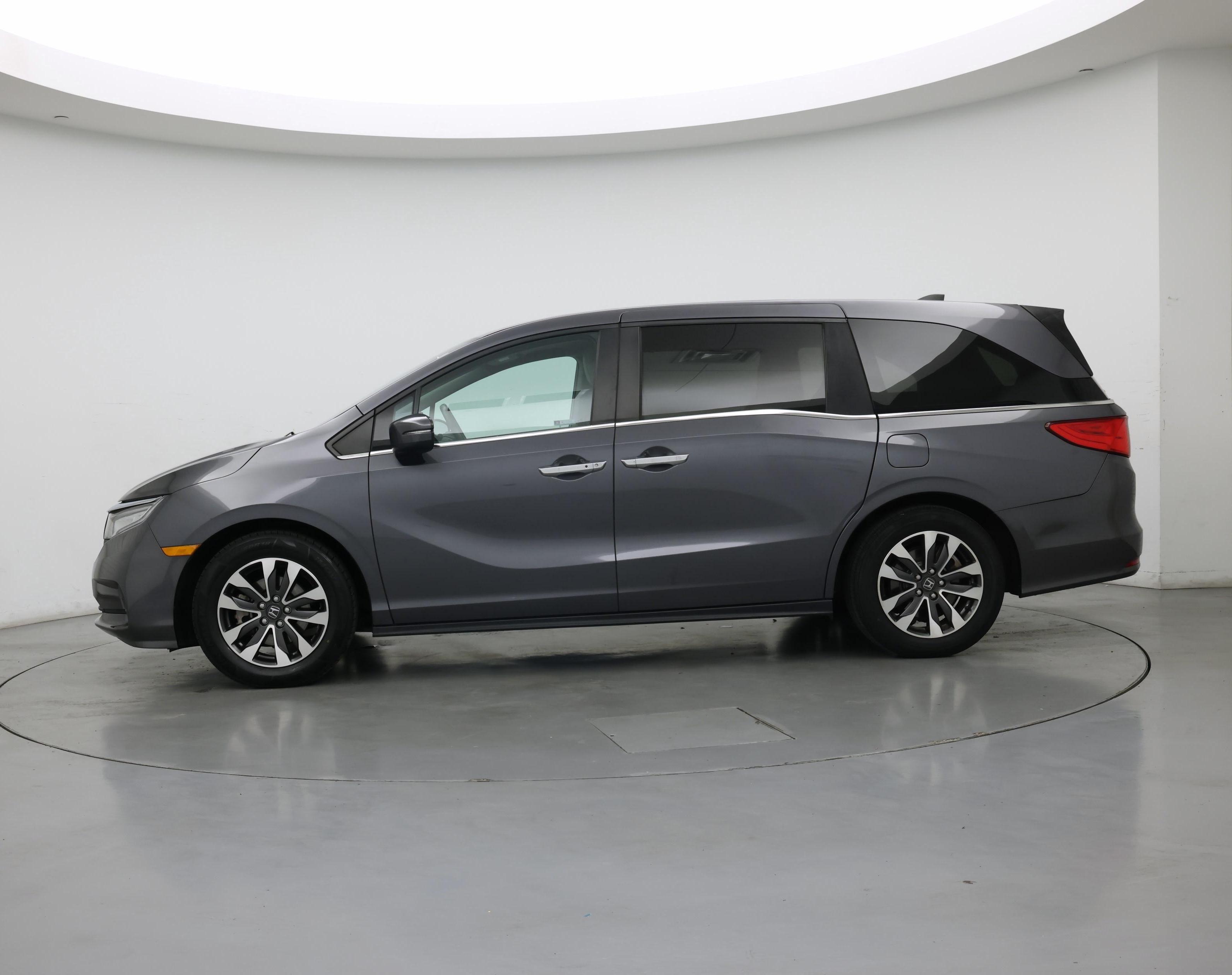 Thumbnail: 2023 Honda Odyssey - 3