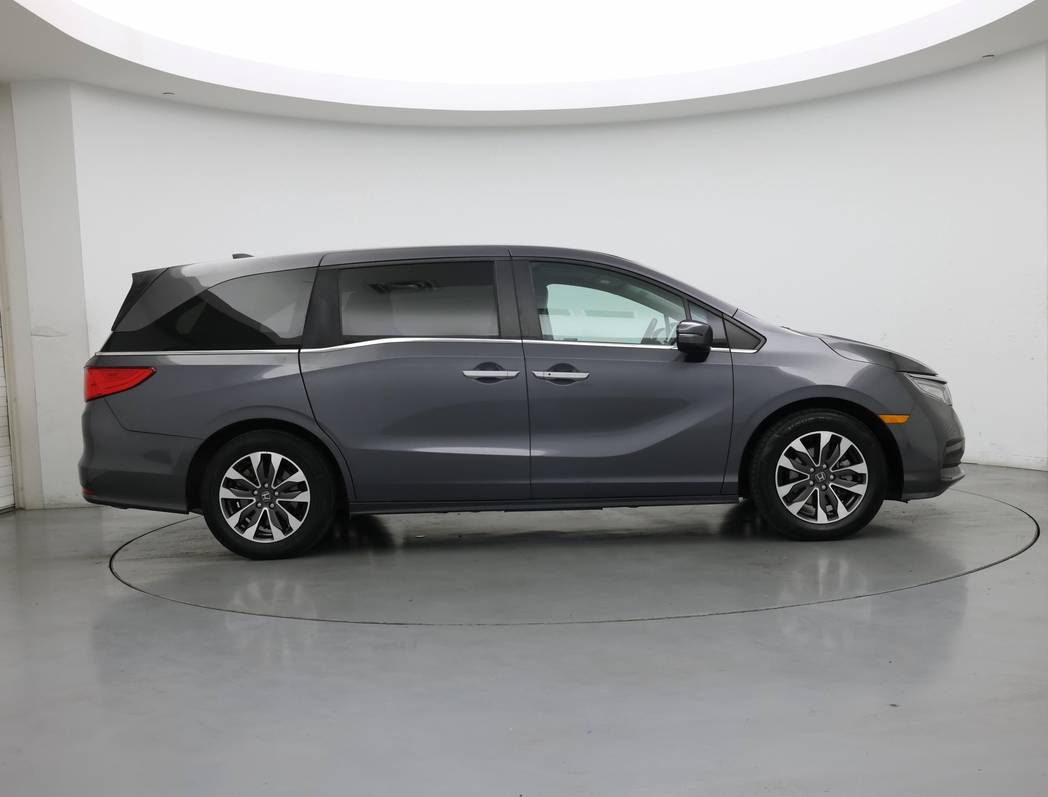 Thumbnail: 2023 Honda Odyssey - 7