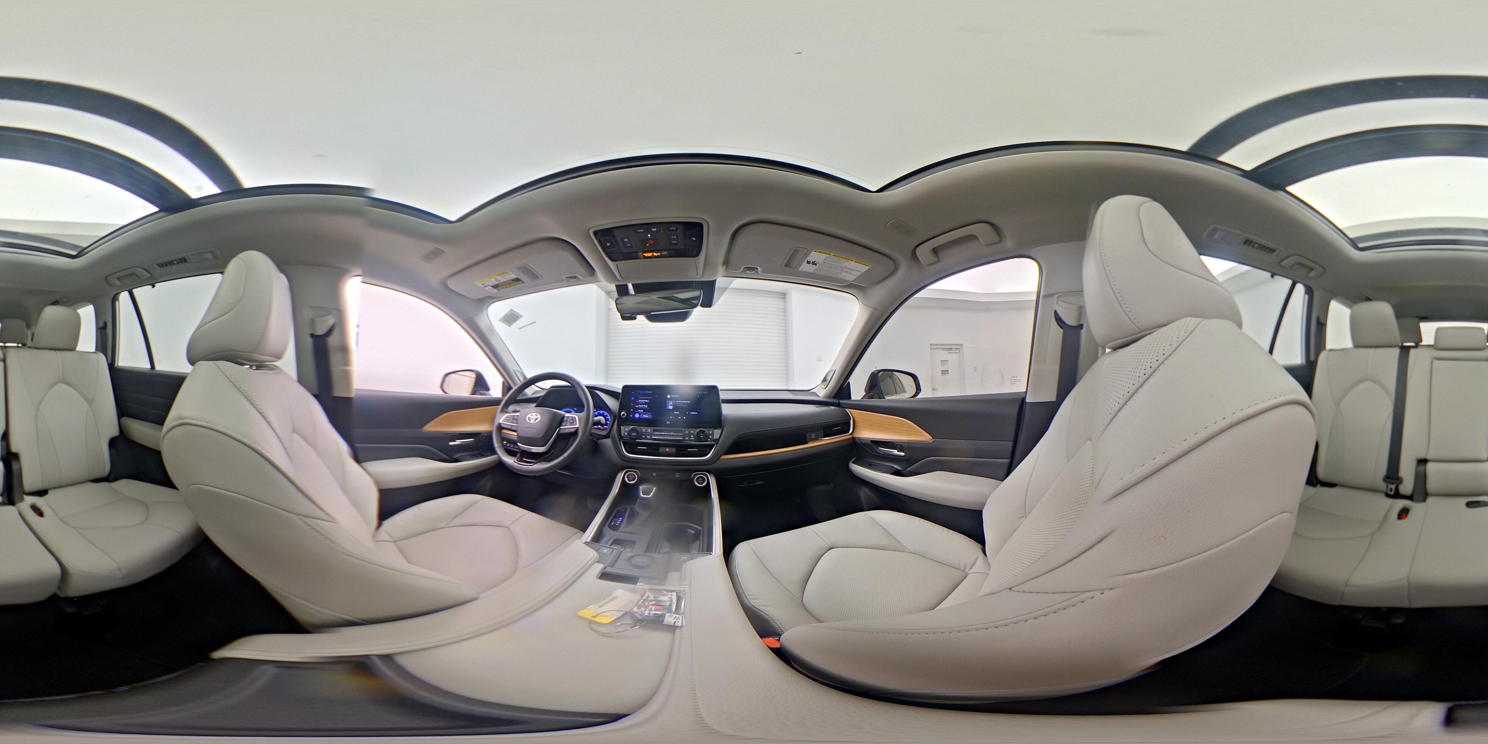 2025 Toyota Grand Highlander Limited - Photo 24