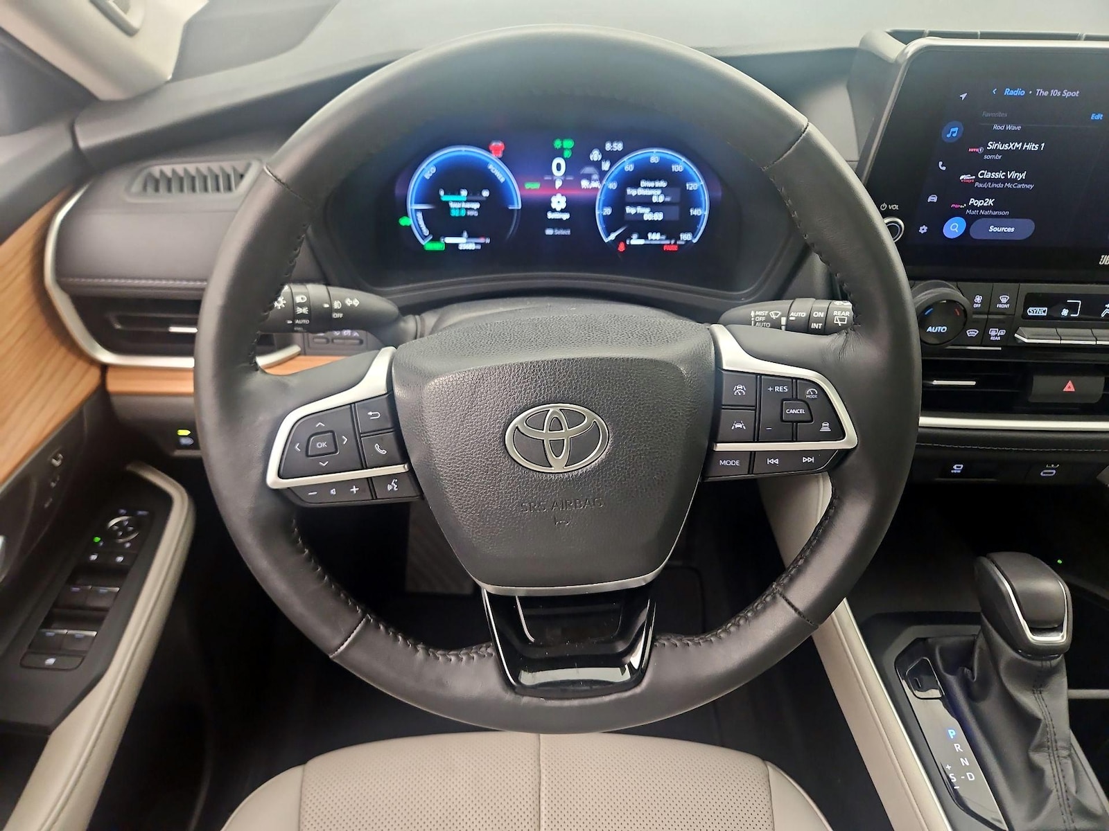 2025 Toyota Grand Highlander Limited - Photo 11