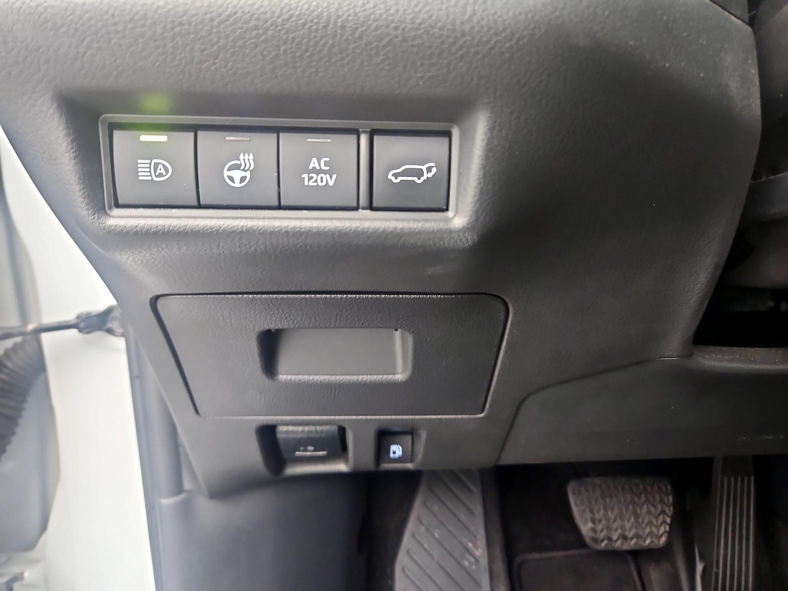 2025 Toyota Grand Highlander Limited - Photo 14