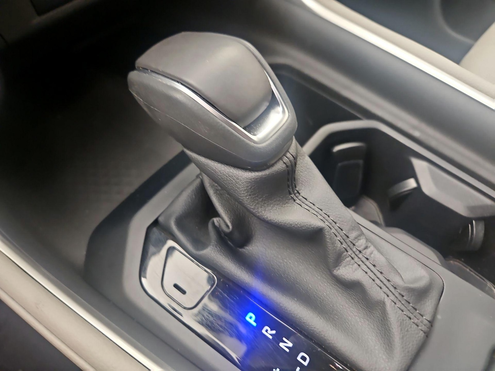 2025 Toyota Grand Highlander Limited - Photo 18