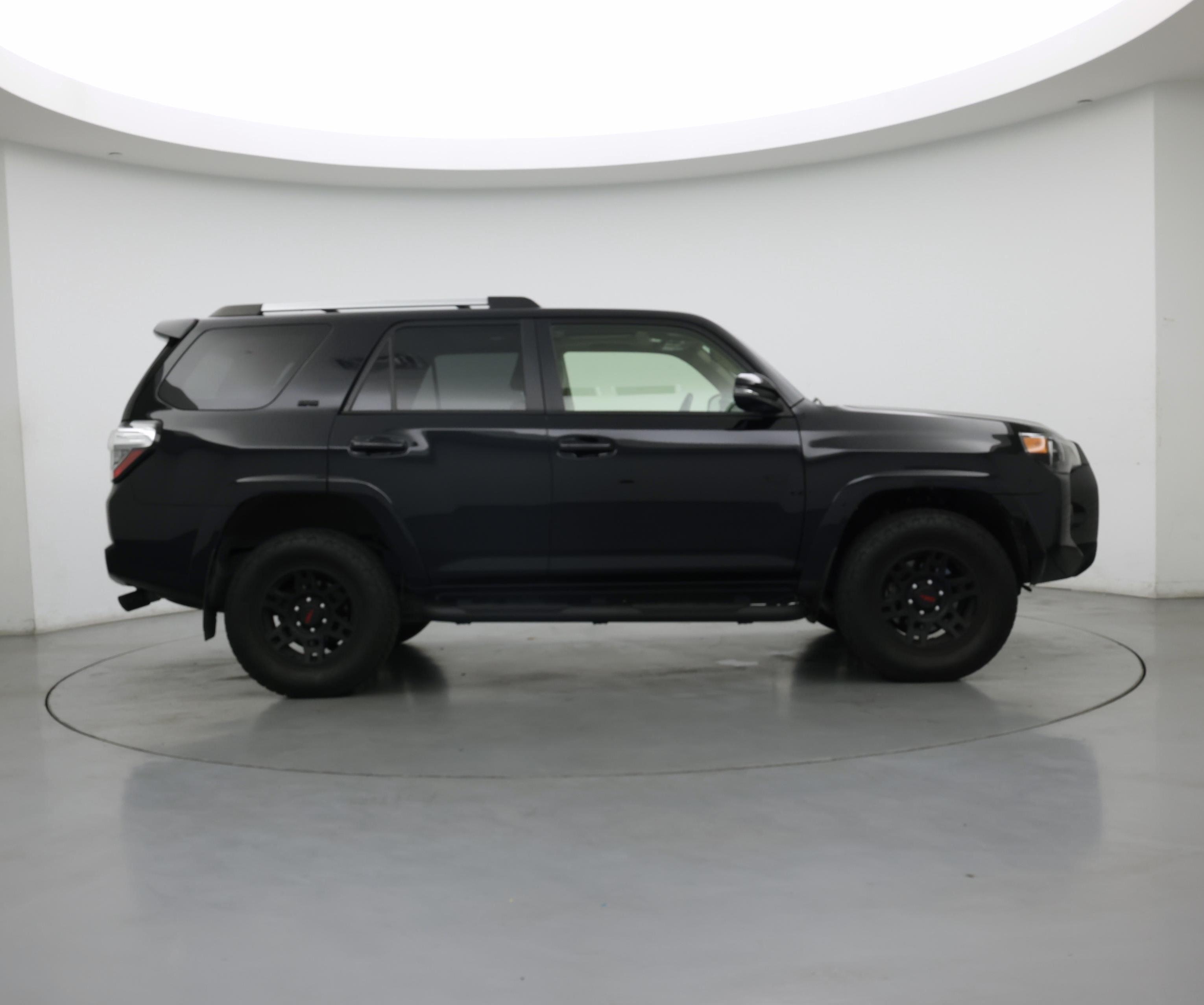 Thumbnail: 2023 Toyota 4Runner - 7