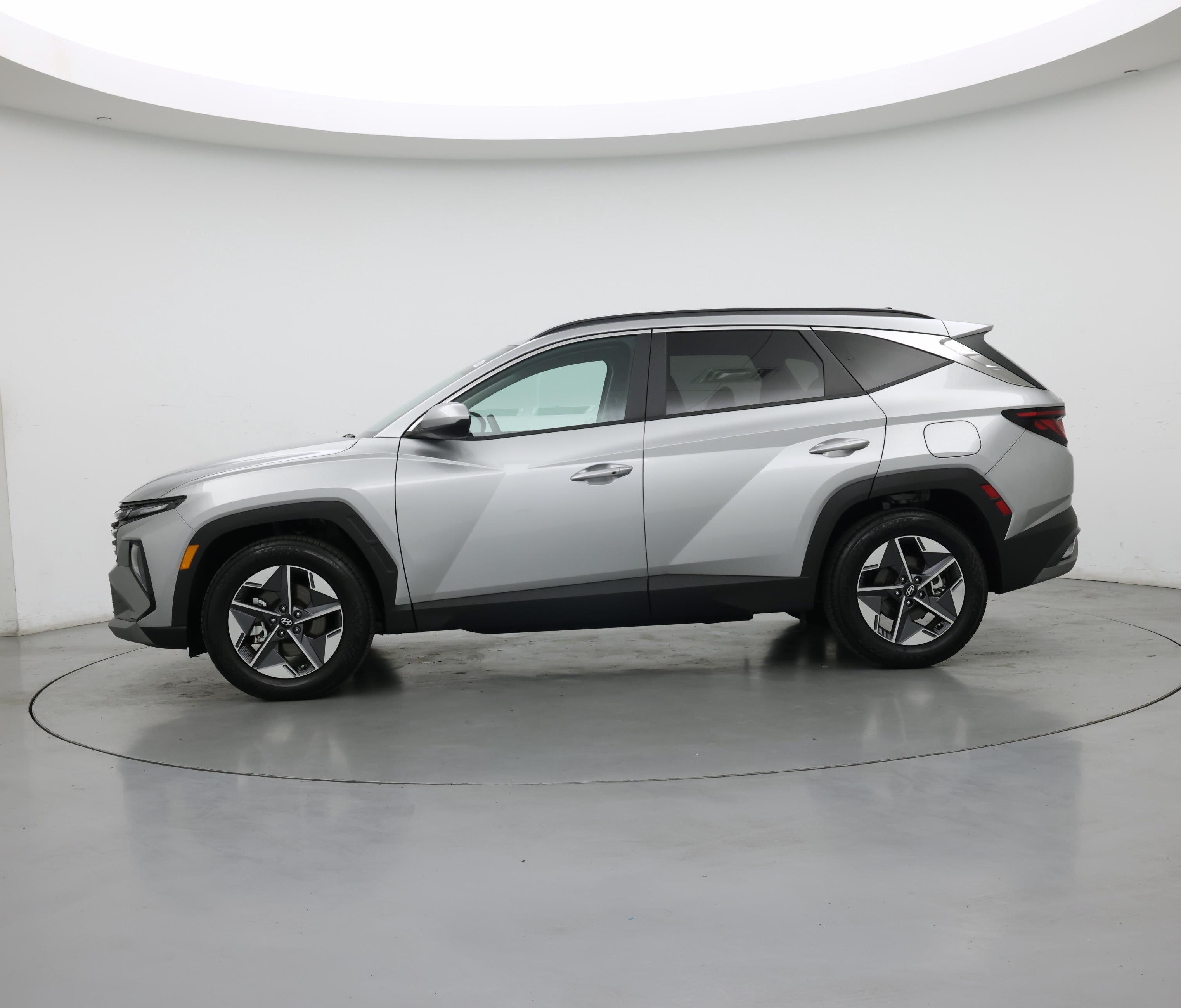 Thumbnail: 2026 Hyundai Tucson - 3