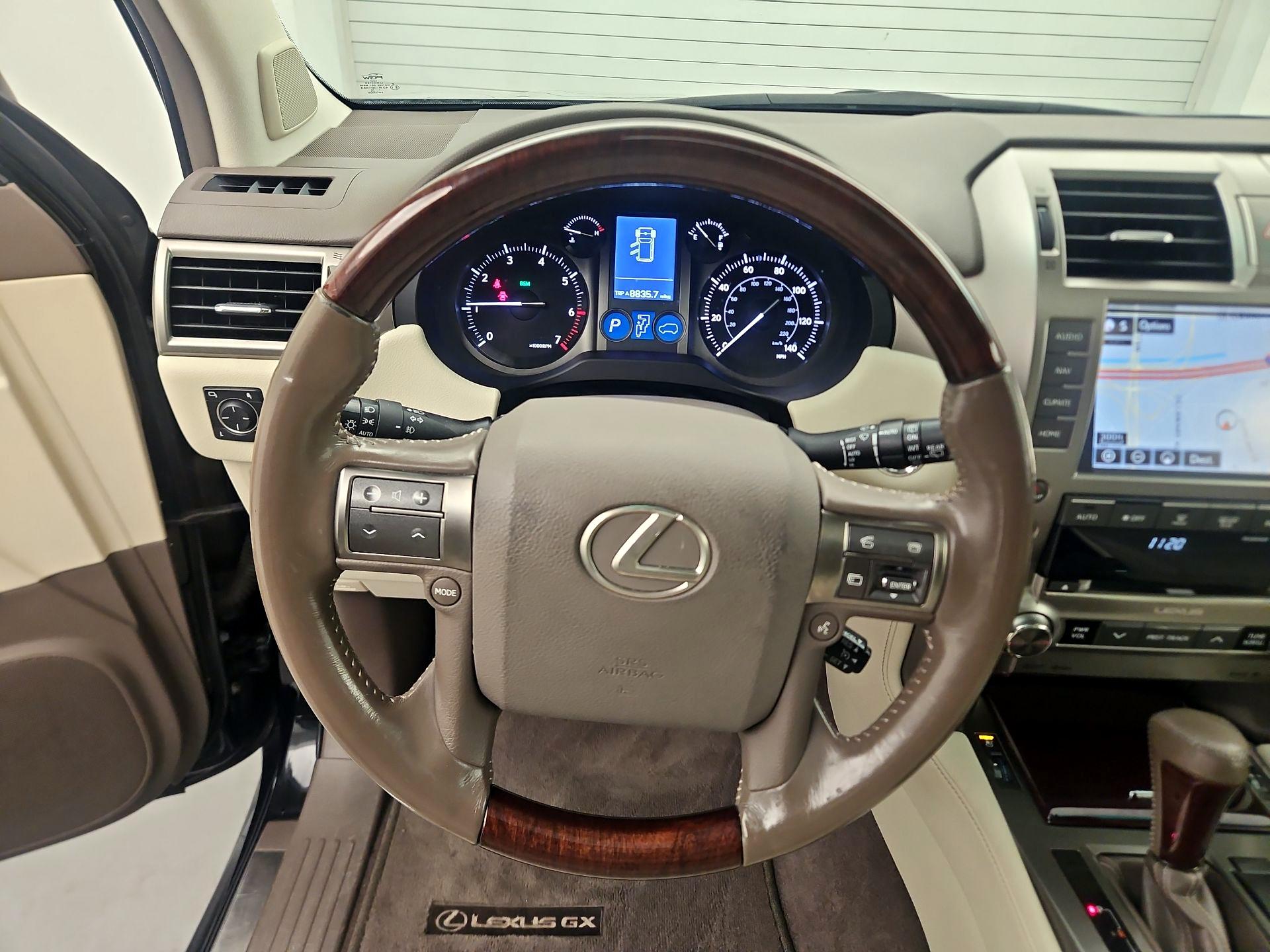 Thumbnail: 2016 Lexus GX - 10