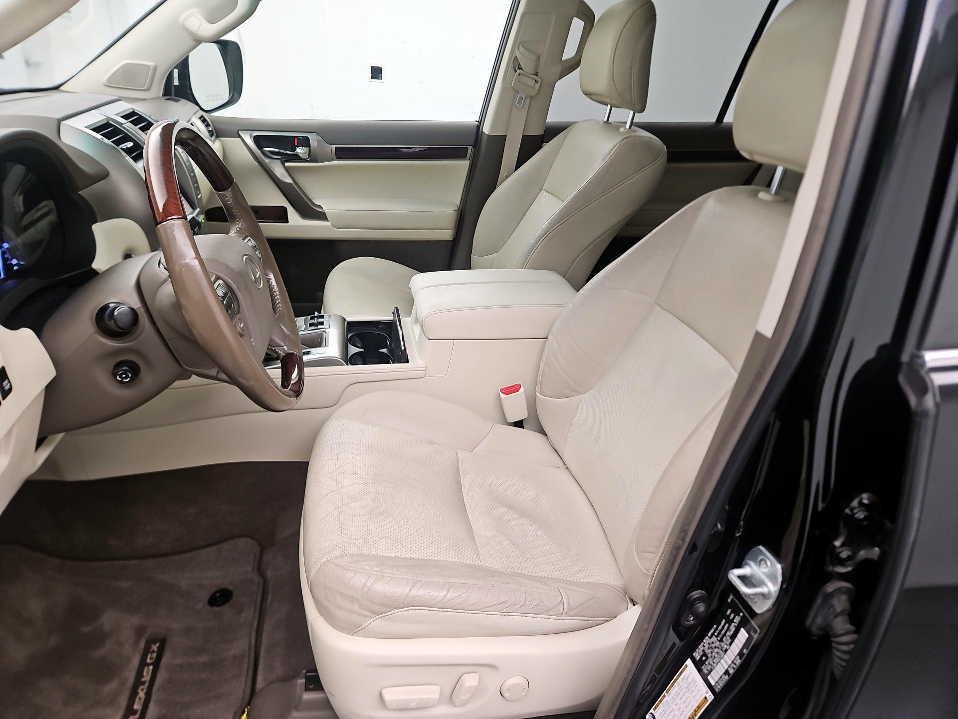 Thumbnail: 2016 Lexus GX - 11
