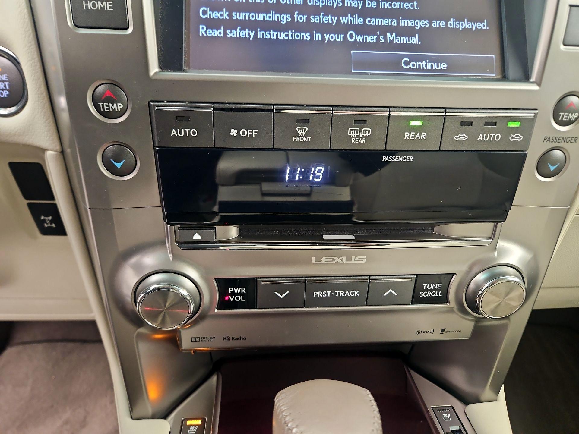 Thumbnail: 2016 Lexus GX - 17