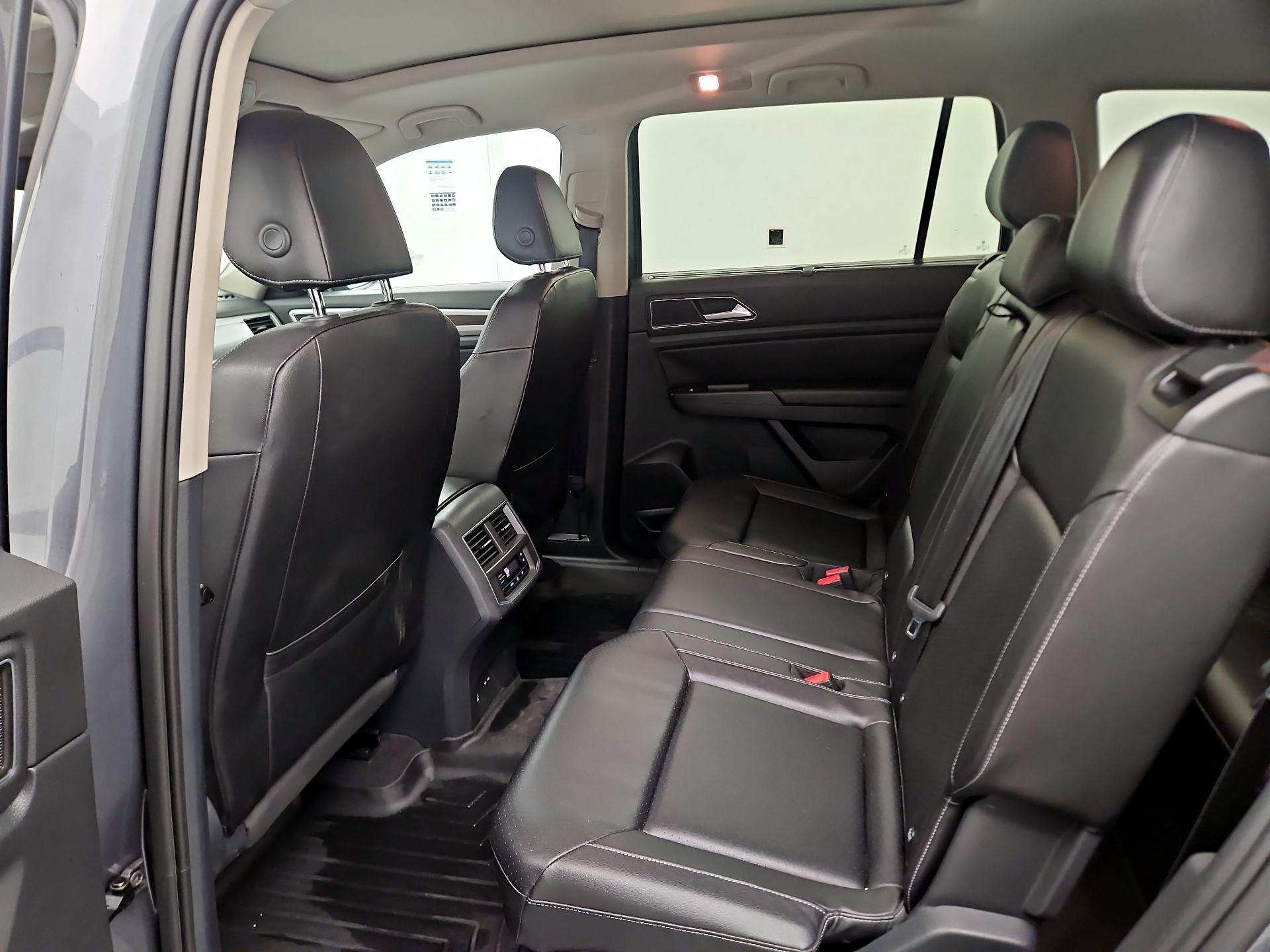 Thumbnail: 2018 Volkswagen Atlas - 18