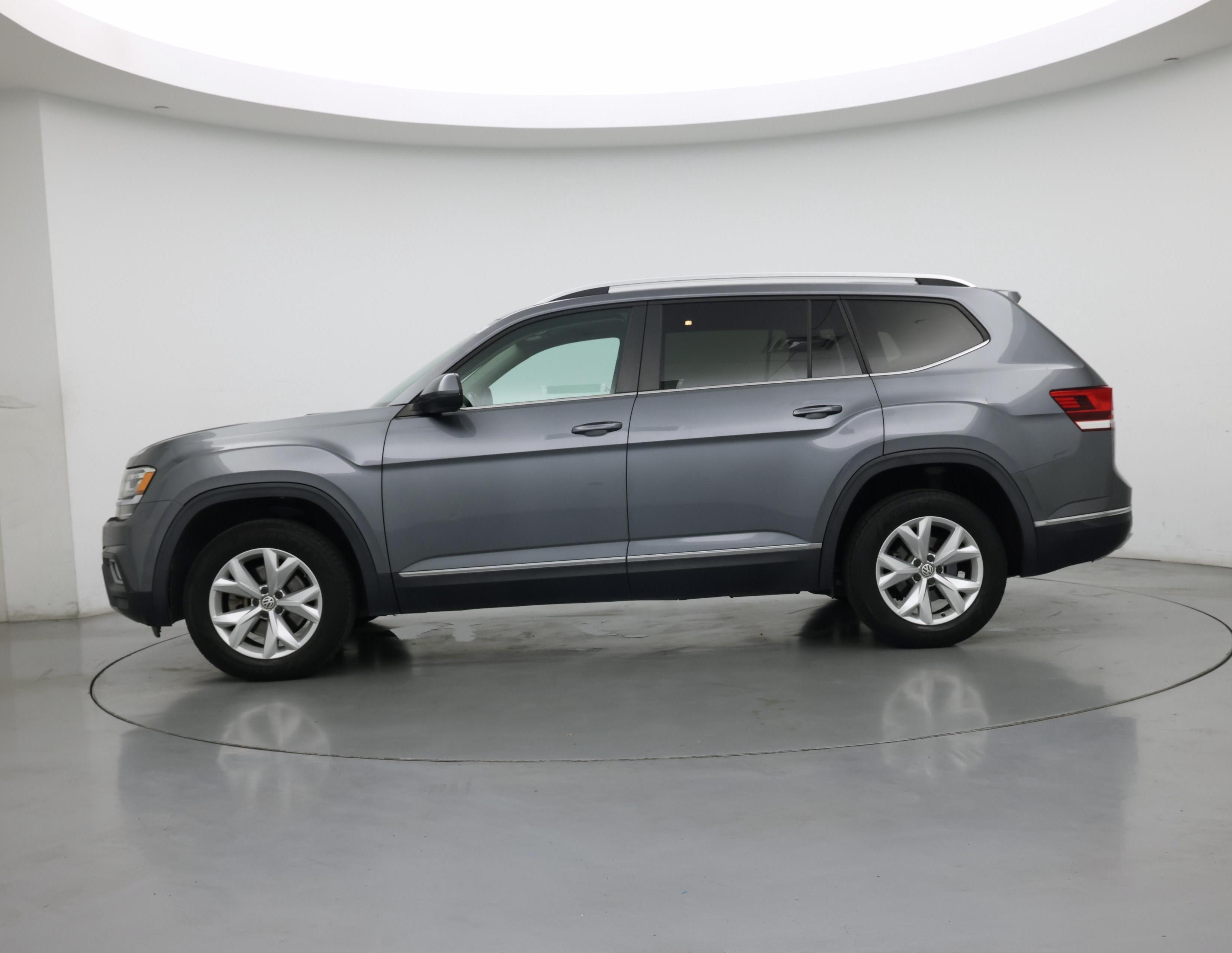Thumbnail: 2018 Volkswagen Atlas - 3