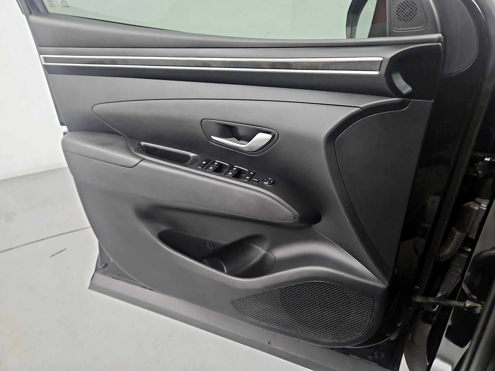 Thumbnail: 2022 Hyundai Santa Cruz - 10