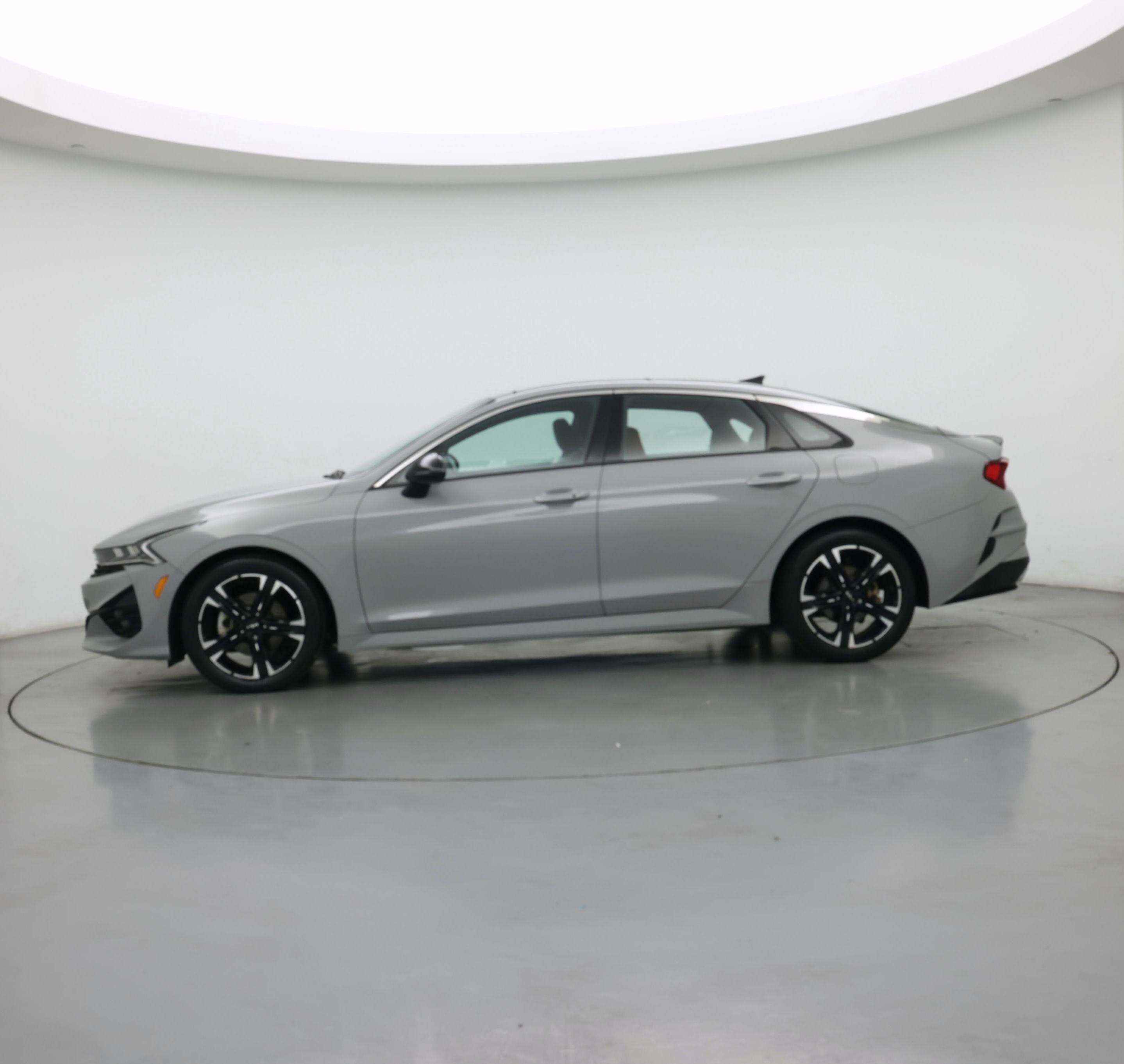 Thumbnail: 2022 Kia K5 - 3