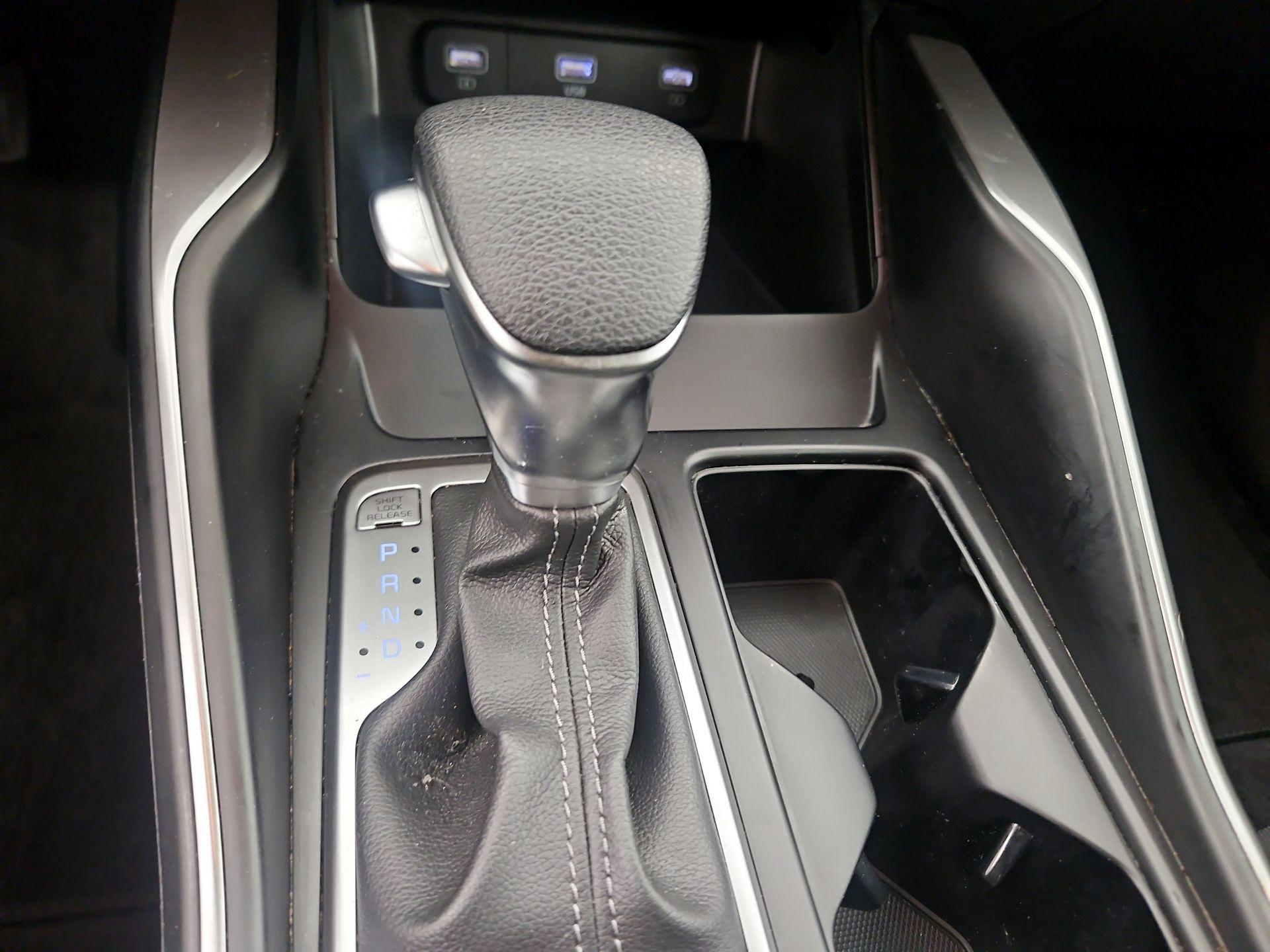 Thumbnail: 2022 Kia Sorento - 17