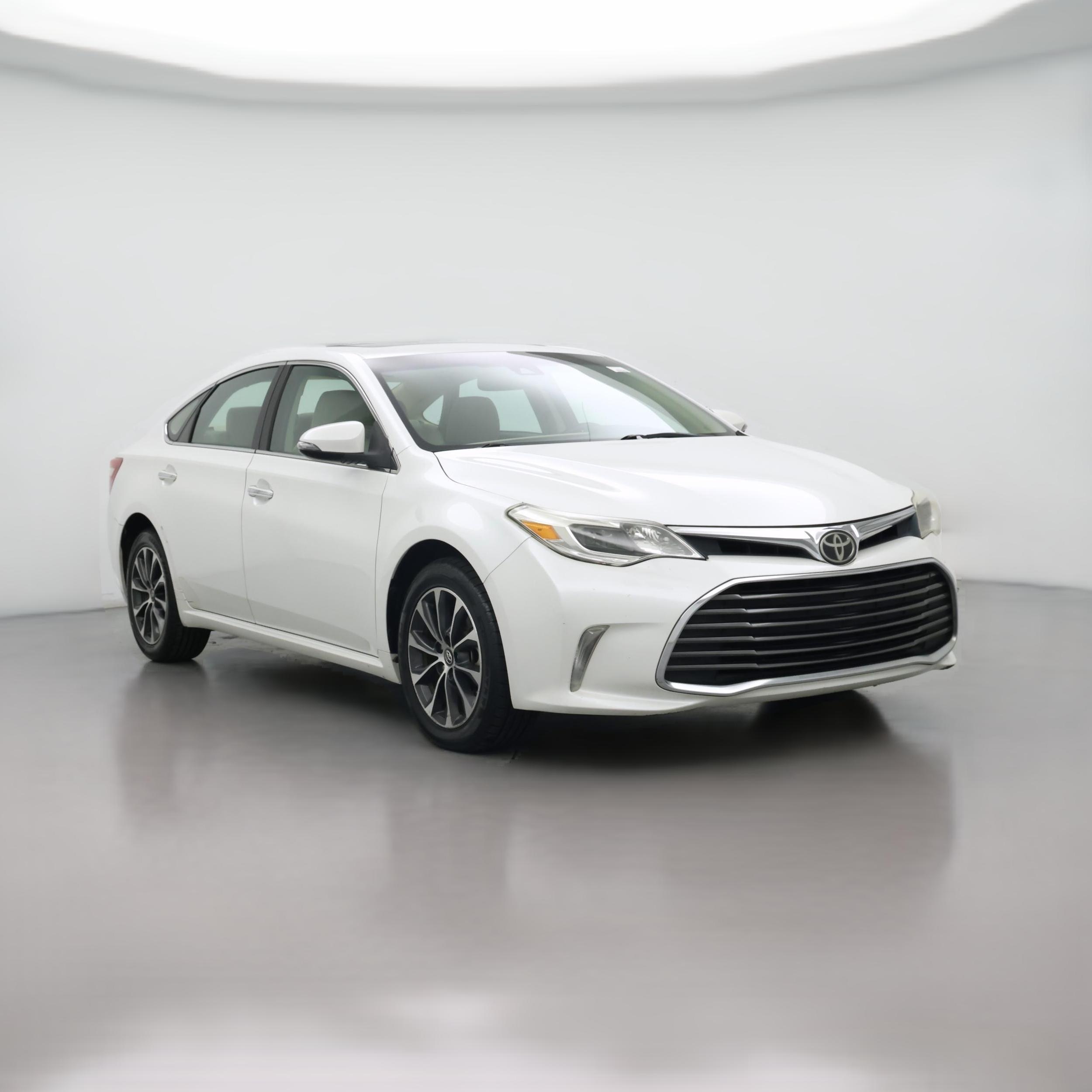 Thumbnail: 2017 Toyota Avalon - 1