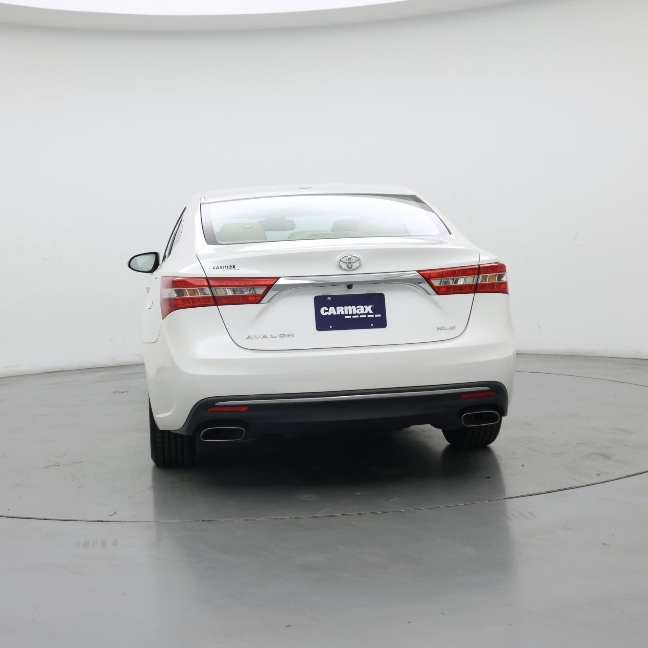 Thumbnail: 2017 Toyota Avalon - 6