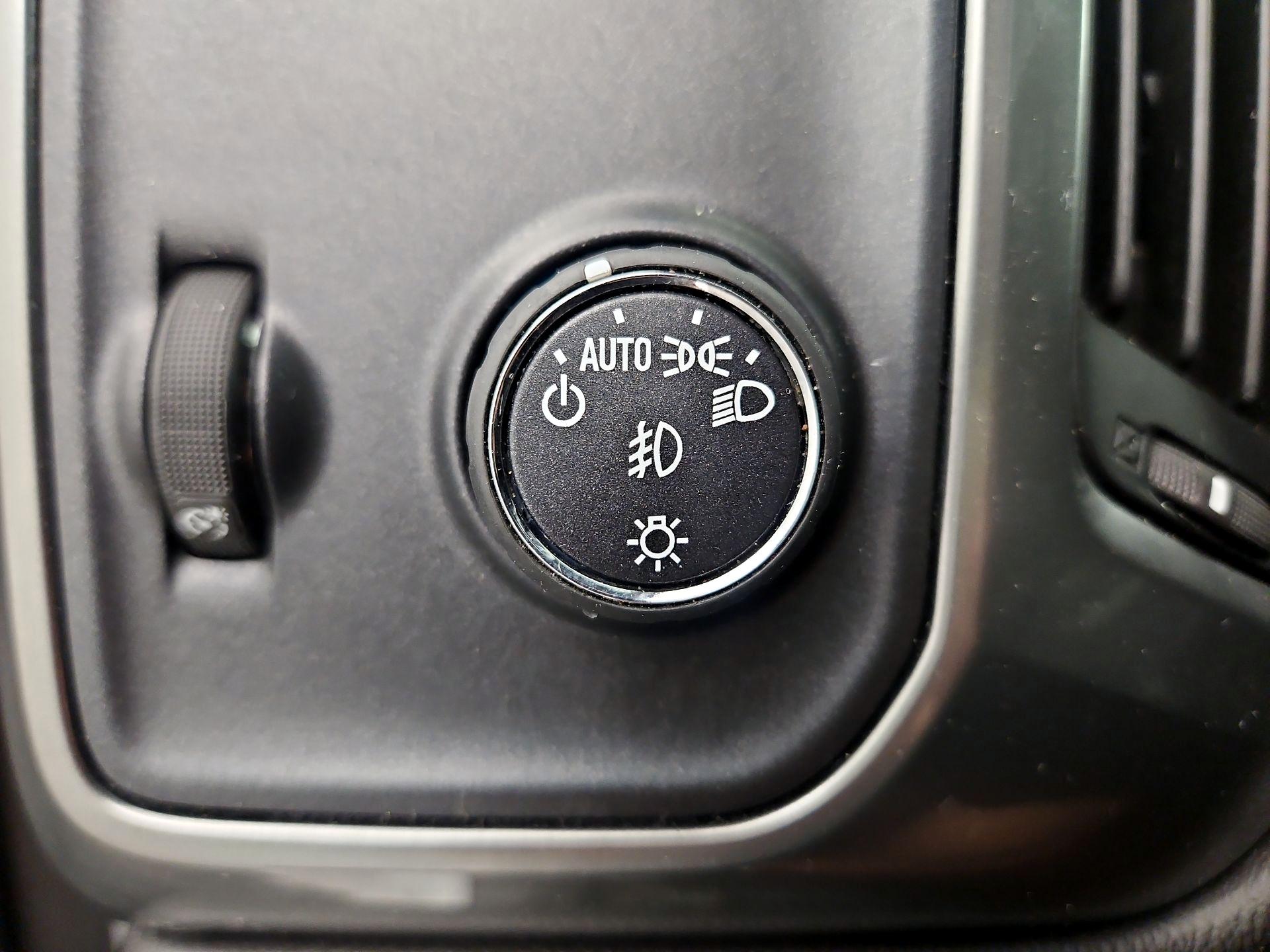 Thumbnail: 2014 Chevrolet Silverado 1500 - 13