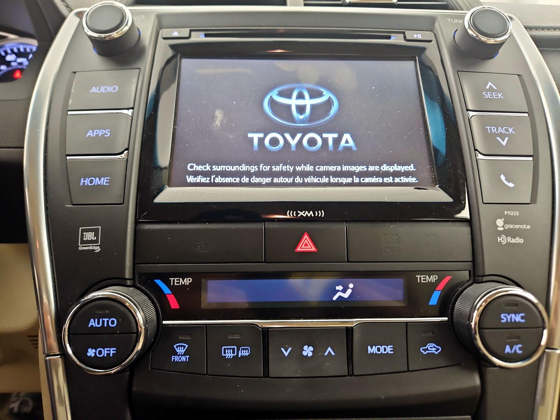 Thumbnail: 2017 Toyota Camry - 16