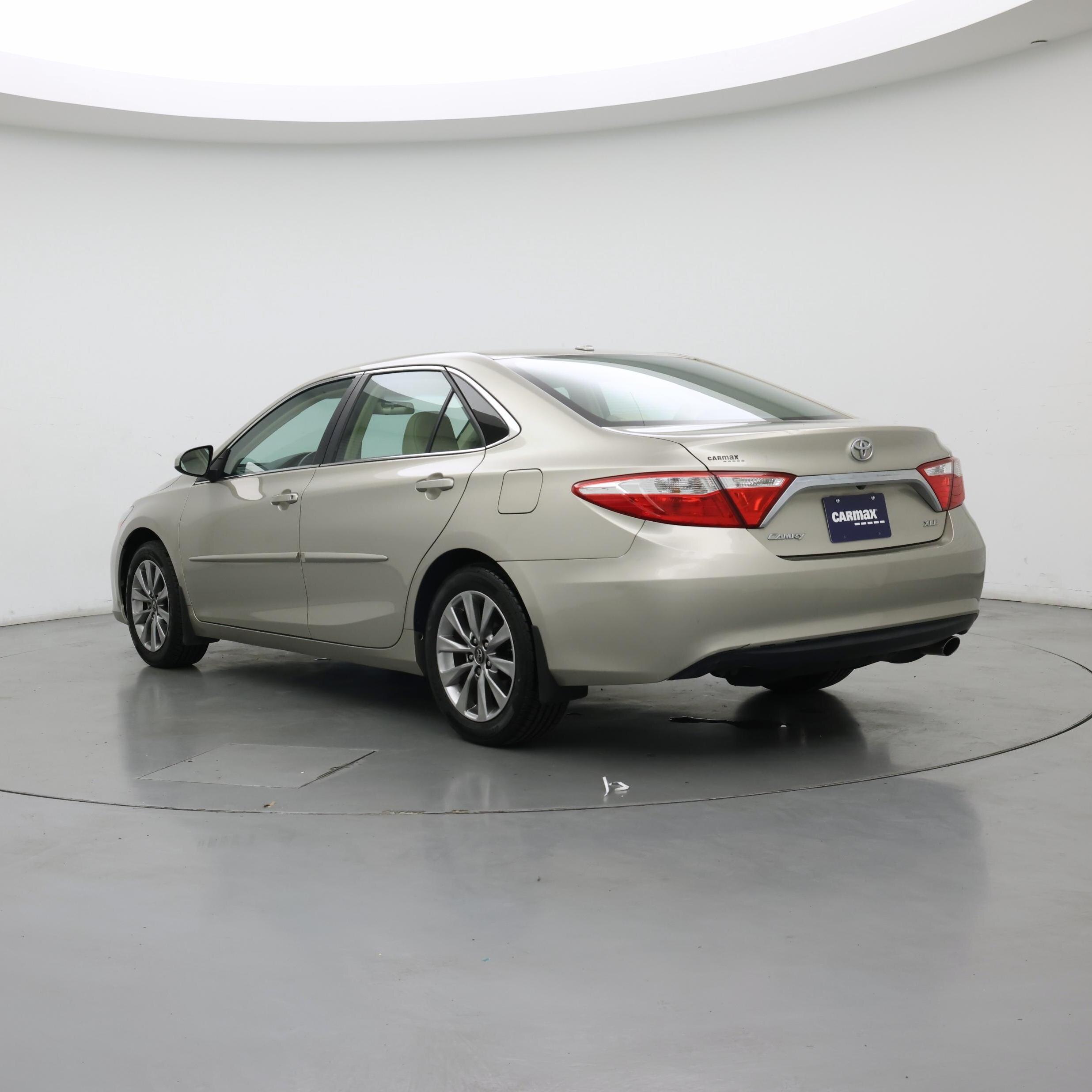 Thumbnail: 2017 Toyota Camry - 2