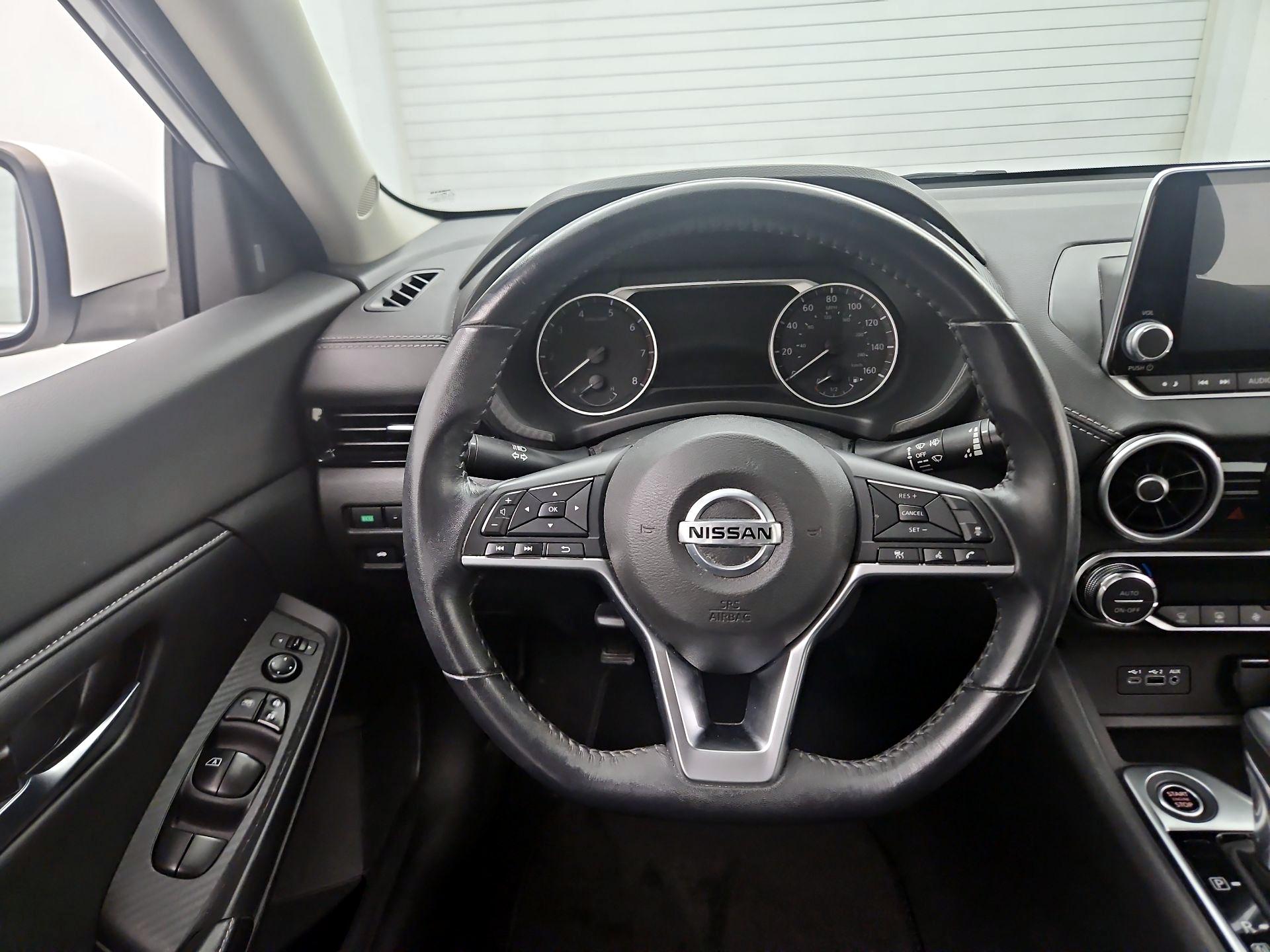 Thumbnail: 2021 Nissan Sentra - 10