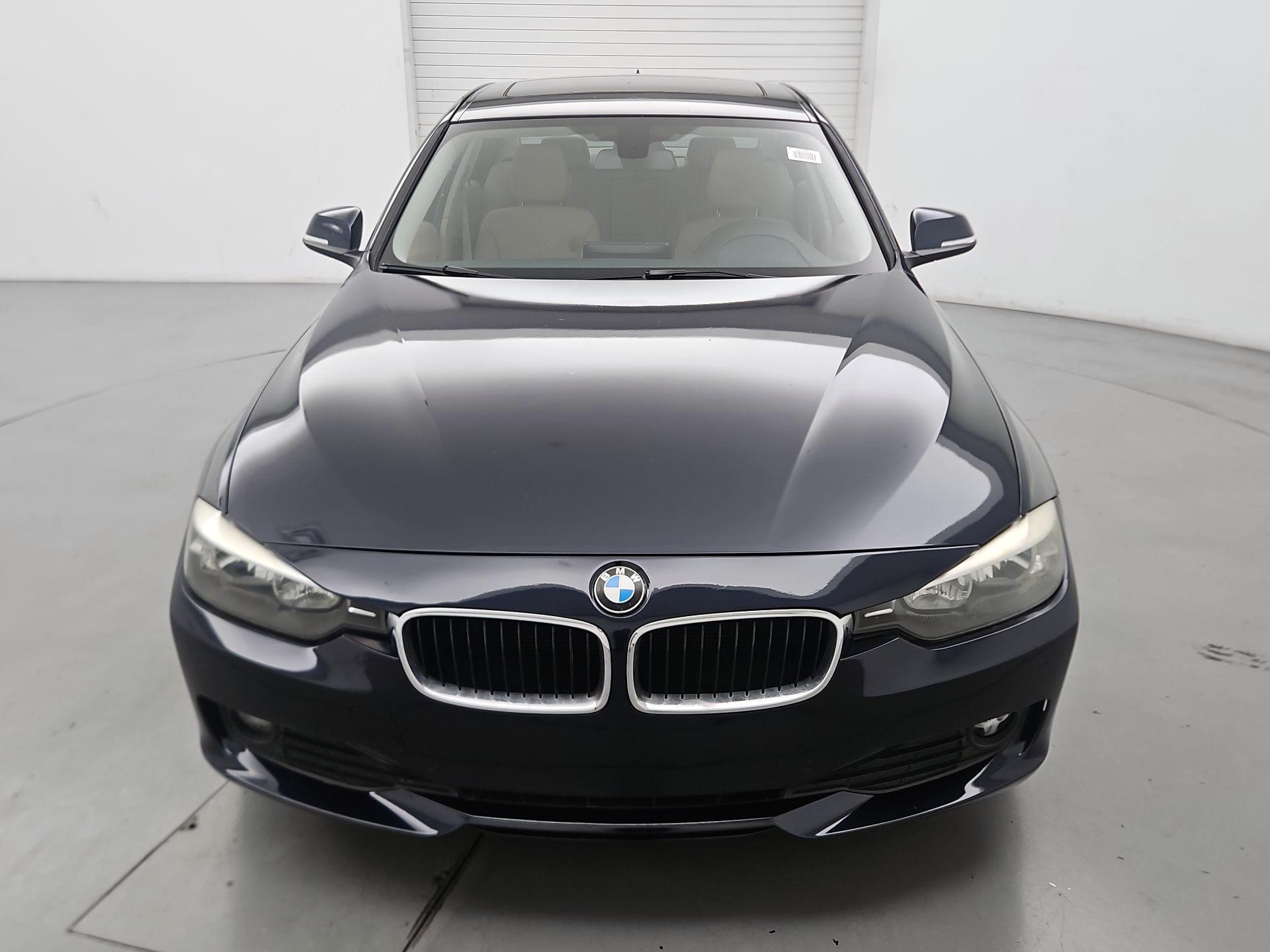 Thumbnail: 2015 BMW 3 Series - 2