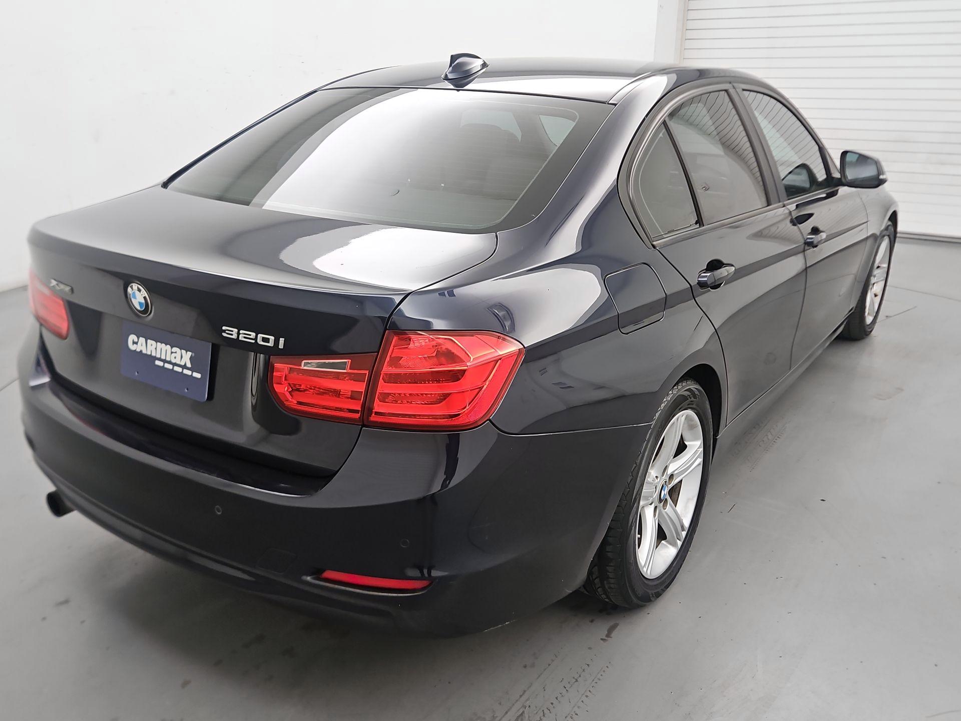 Thumbnail: 2015 BMW 3 Series - 5
