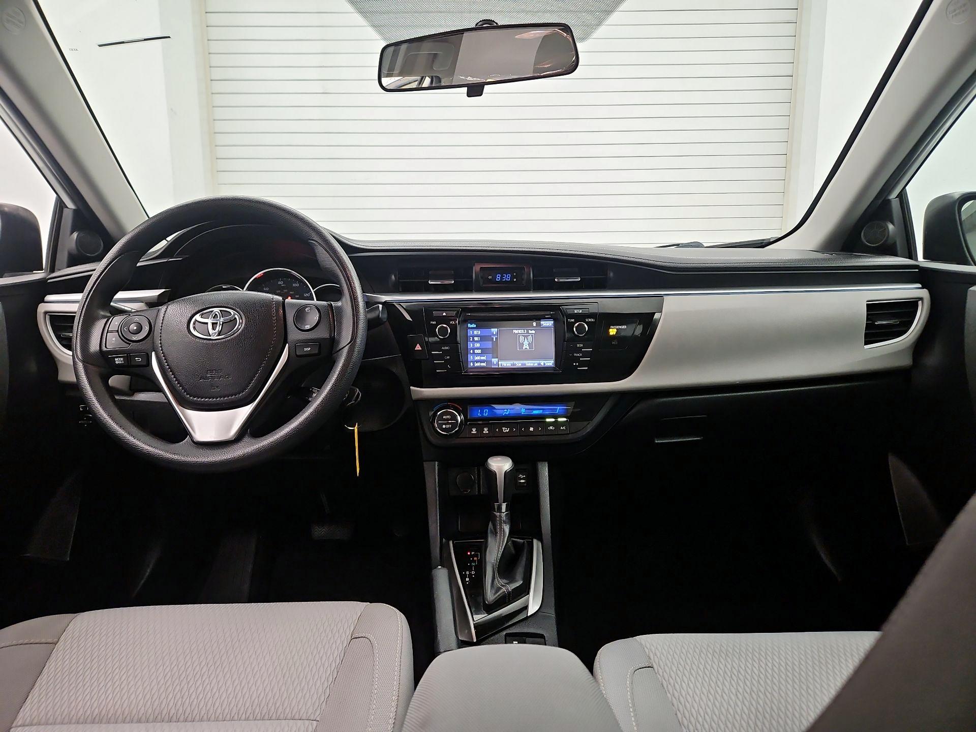 Thumbnail: 2016 Toyota Corolla - 9