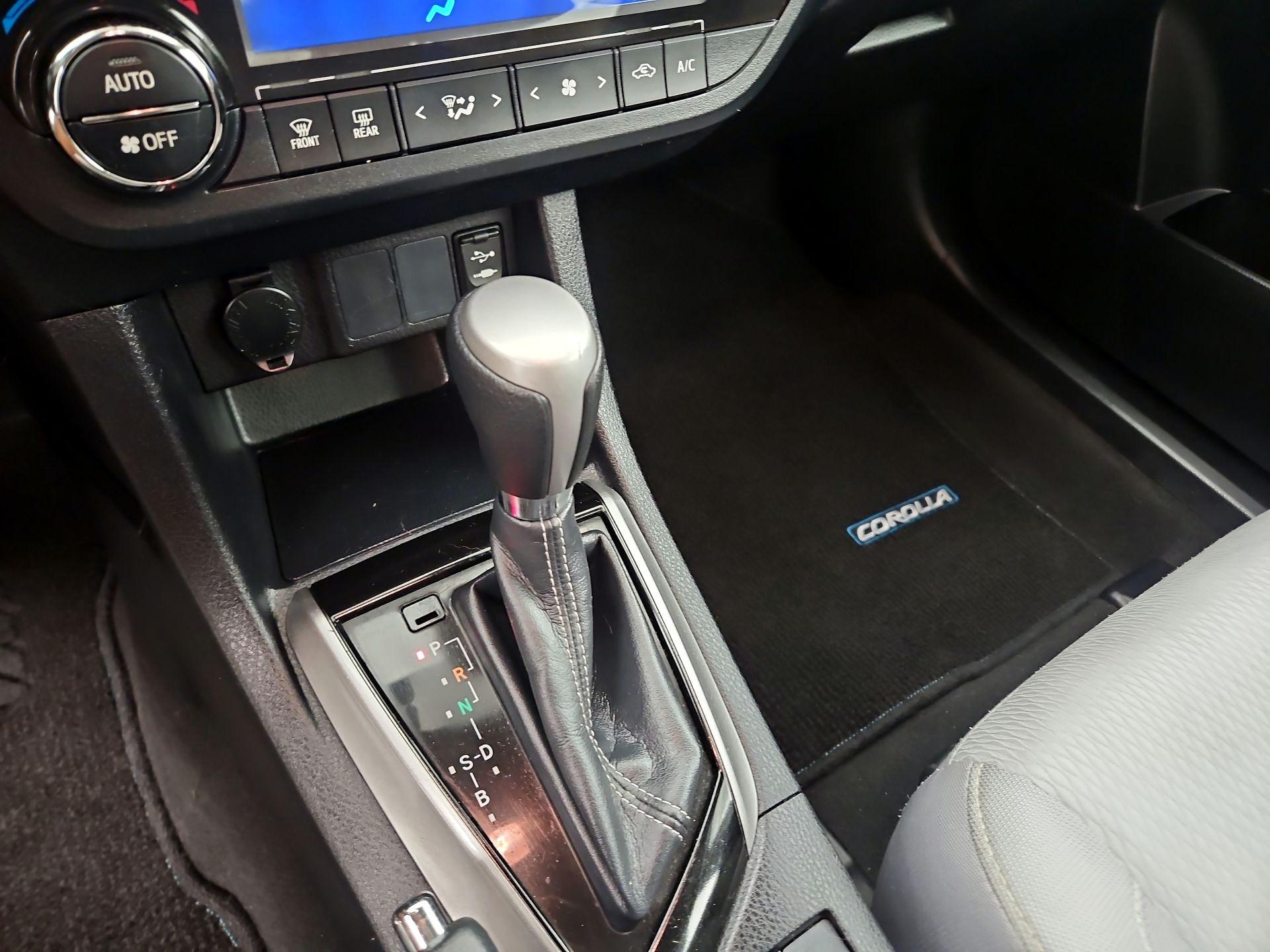 Thumbnail: 2016 Toyota Corolla - 17