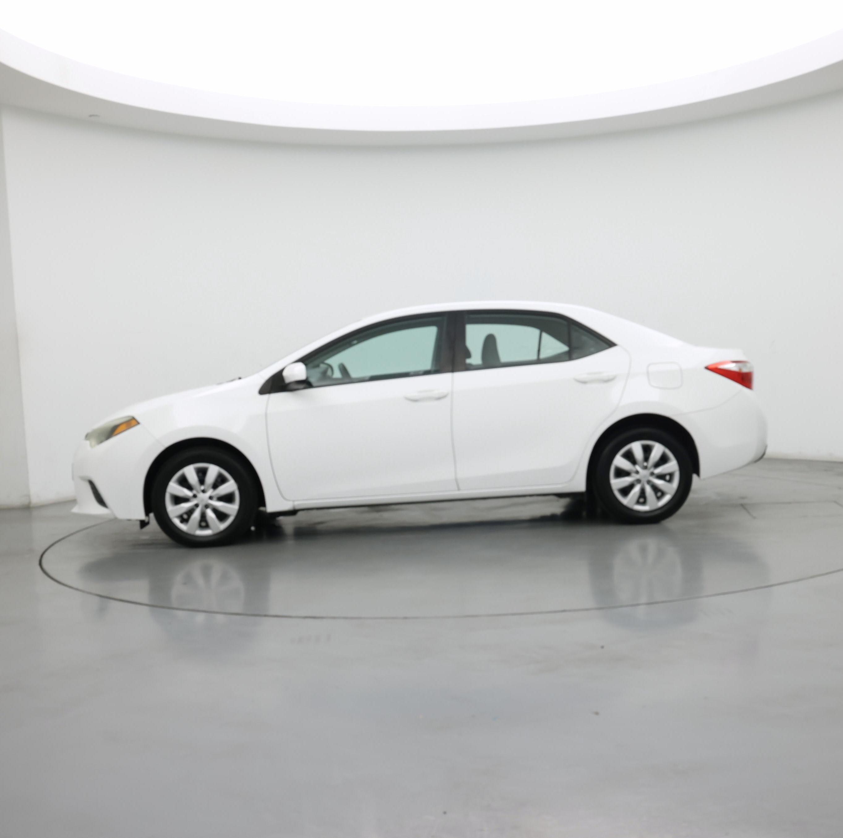 Thumbnail: 2016 Toyota Corolla - 3