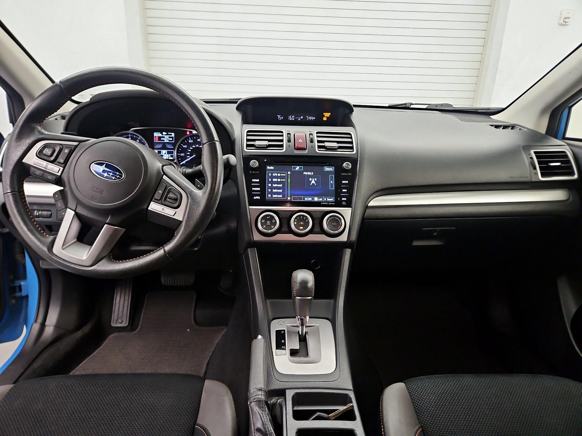 Thumbnail: 2017 Subaru Crosstrek - 9