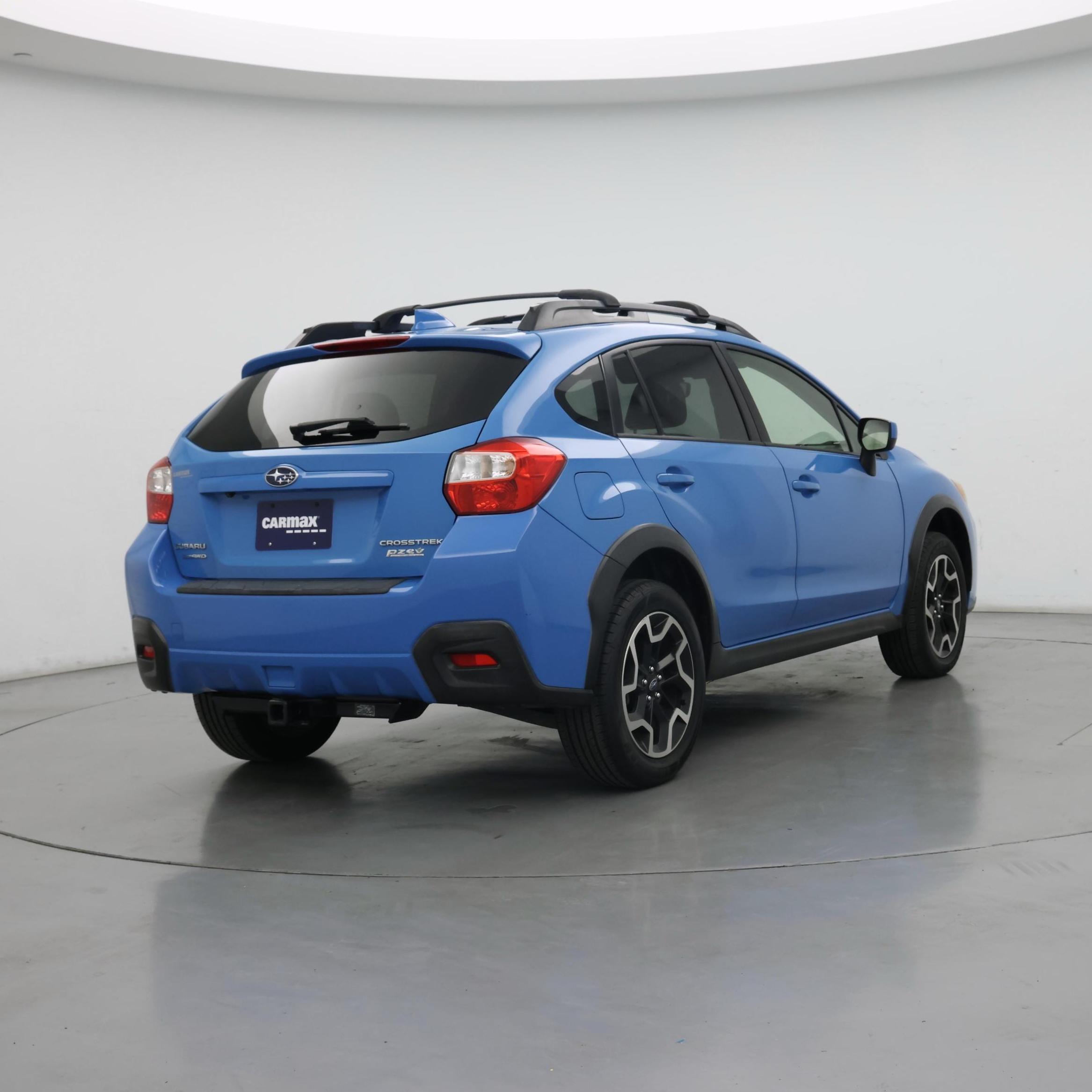 Thumbnail: 2017 Subaru Crosstrek - 8