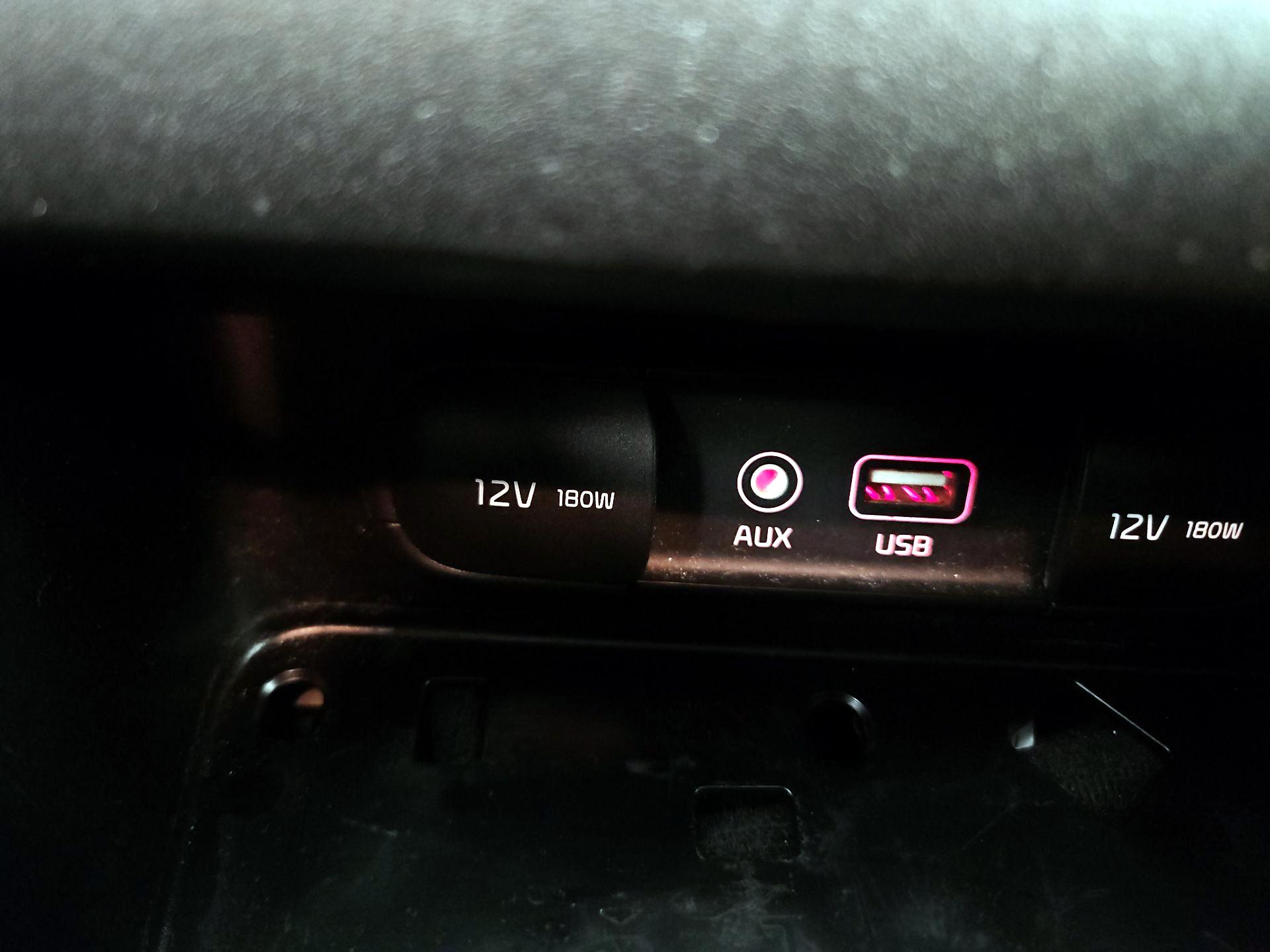Thumbnail: 2020 Kia Forte - 18
