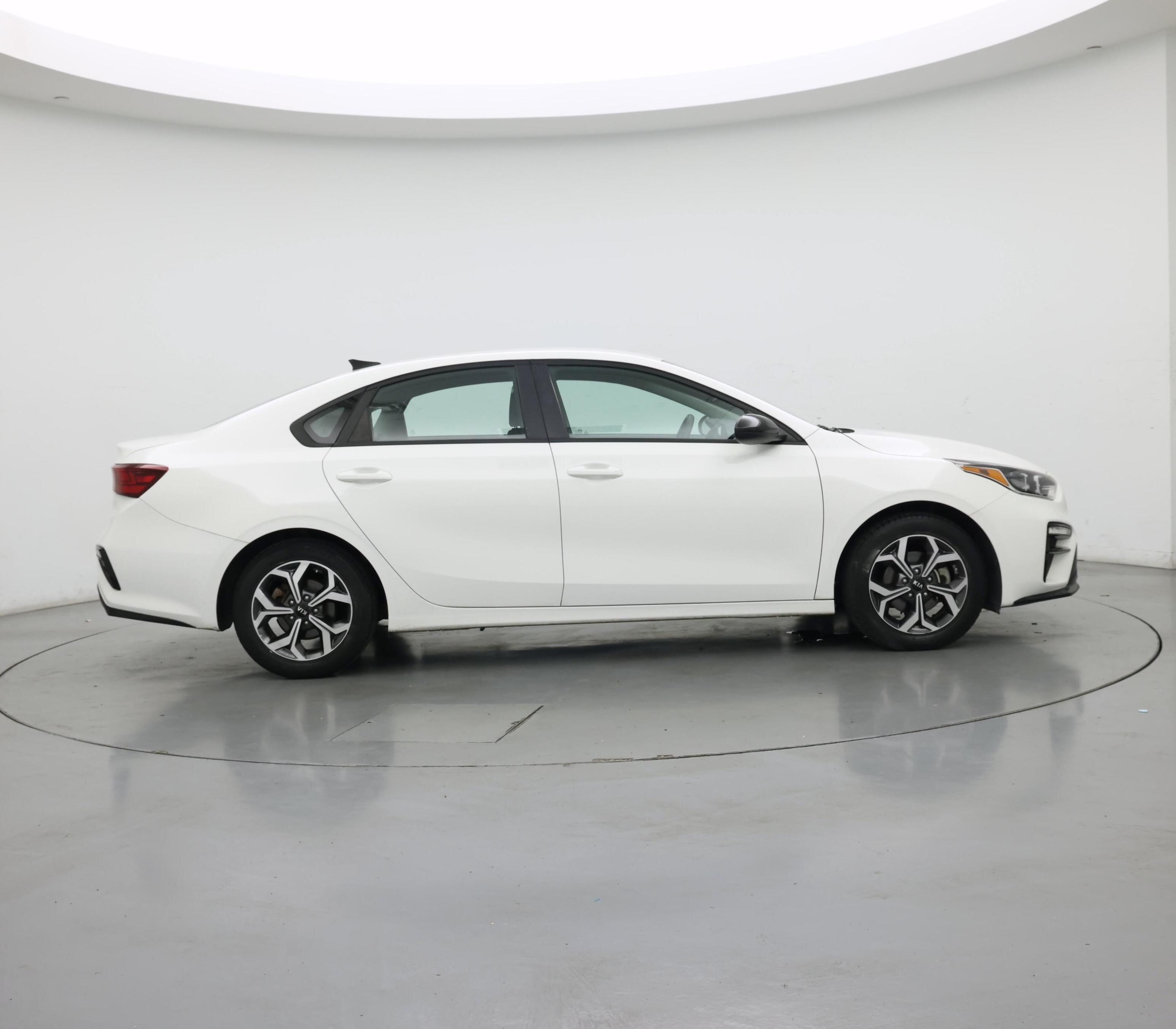 Thumbnail: 2020 Kia Forte - 7