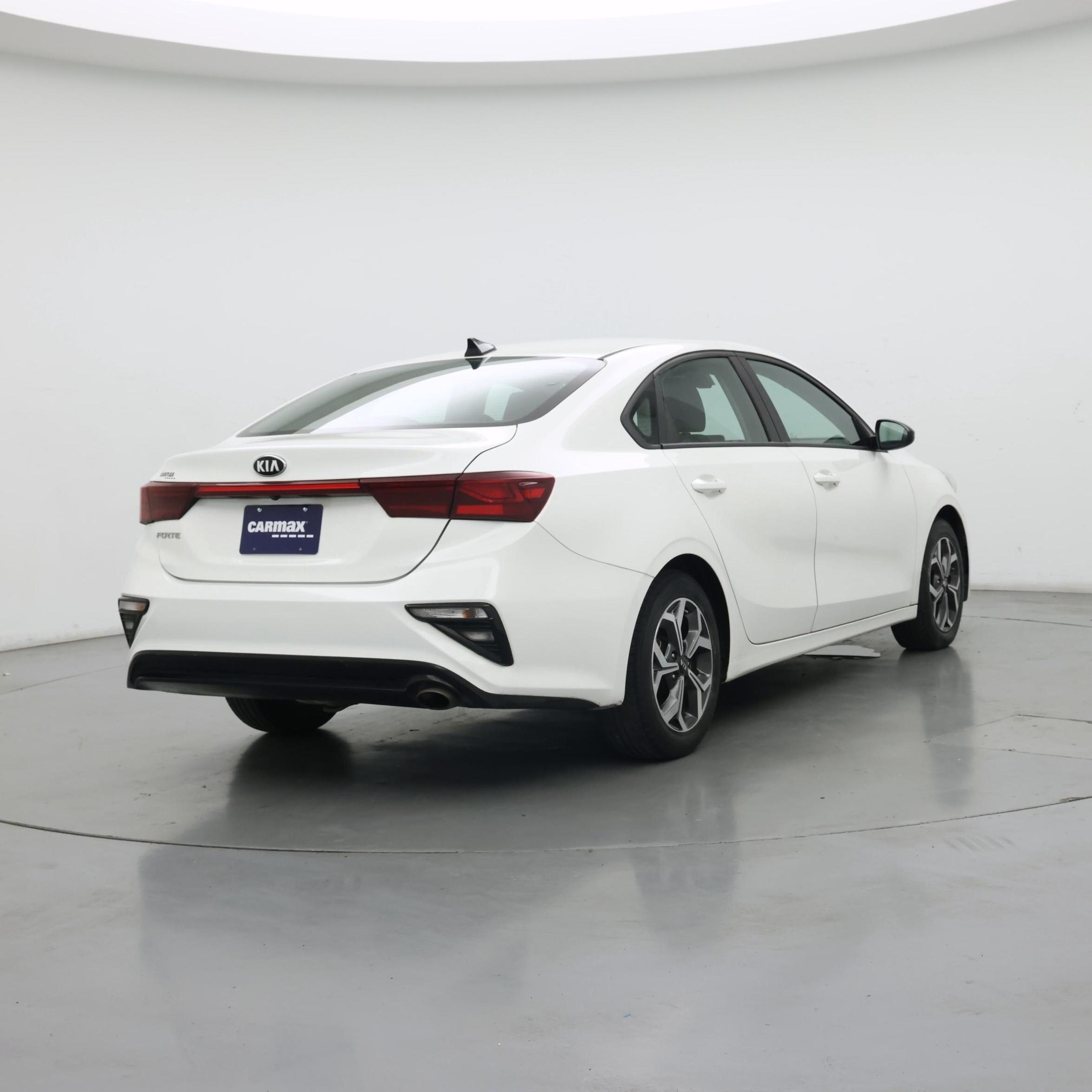 Thumbnail: 2020 Kia Forte - 8