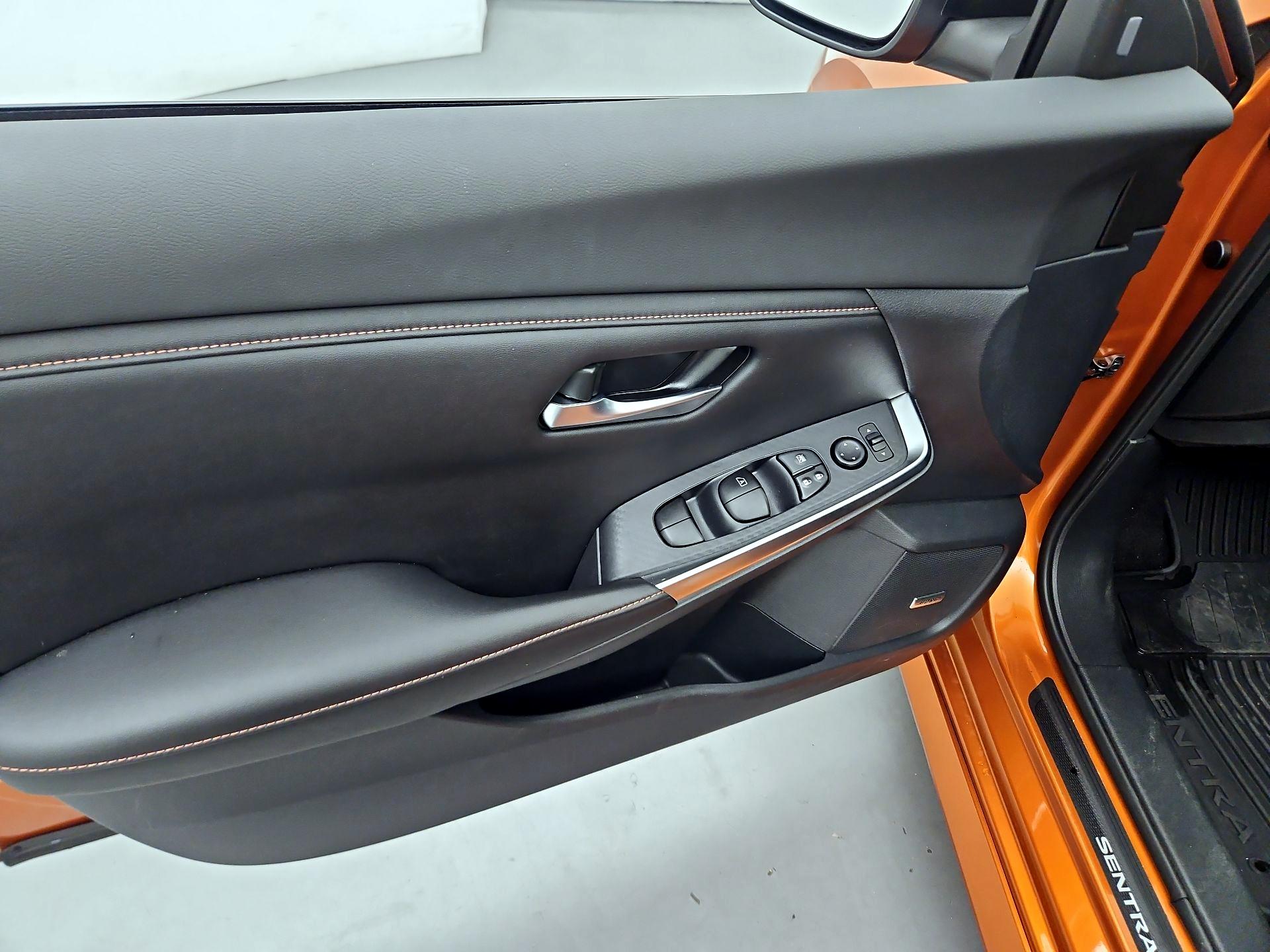 Thumbnail: 2021 Nissan Sentra - 12