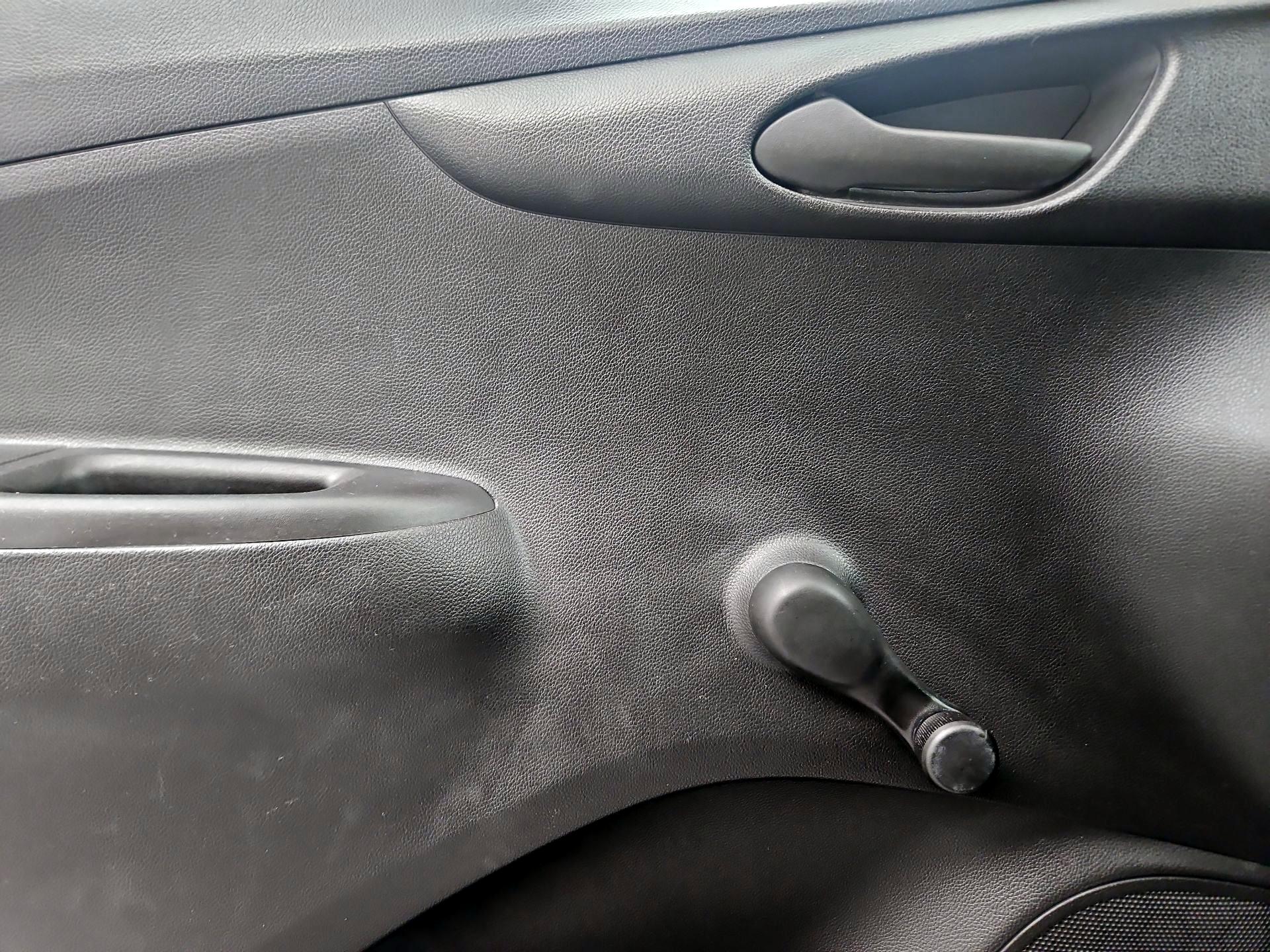 Thumbnail: 2017 Chevrolet Spark - 12