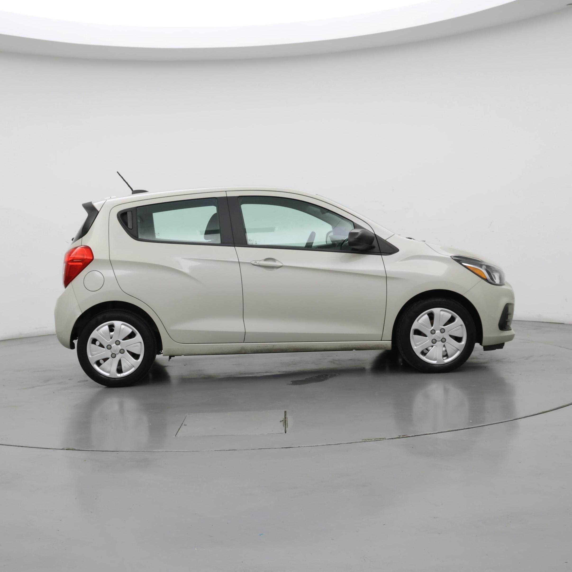 Thumbnail: 2017 Chevrolet Spark - 7