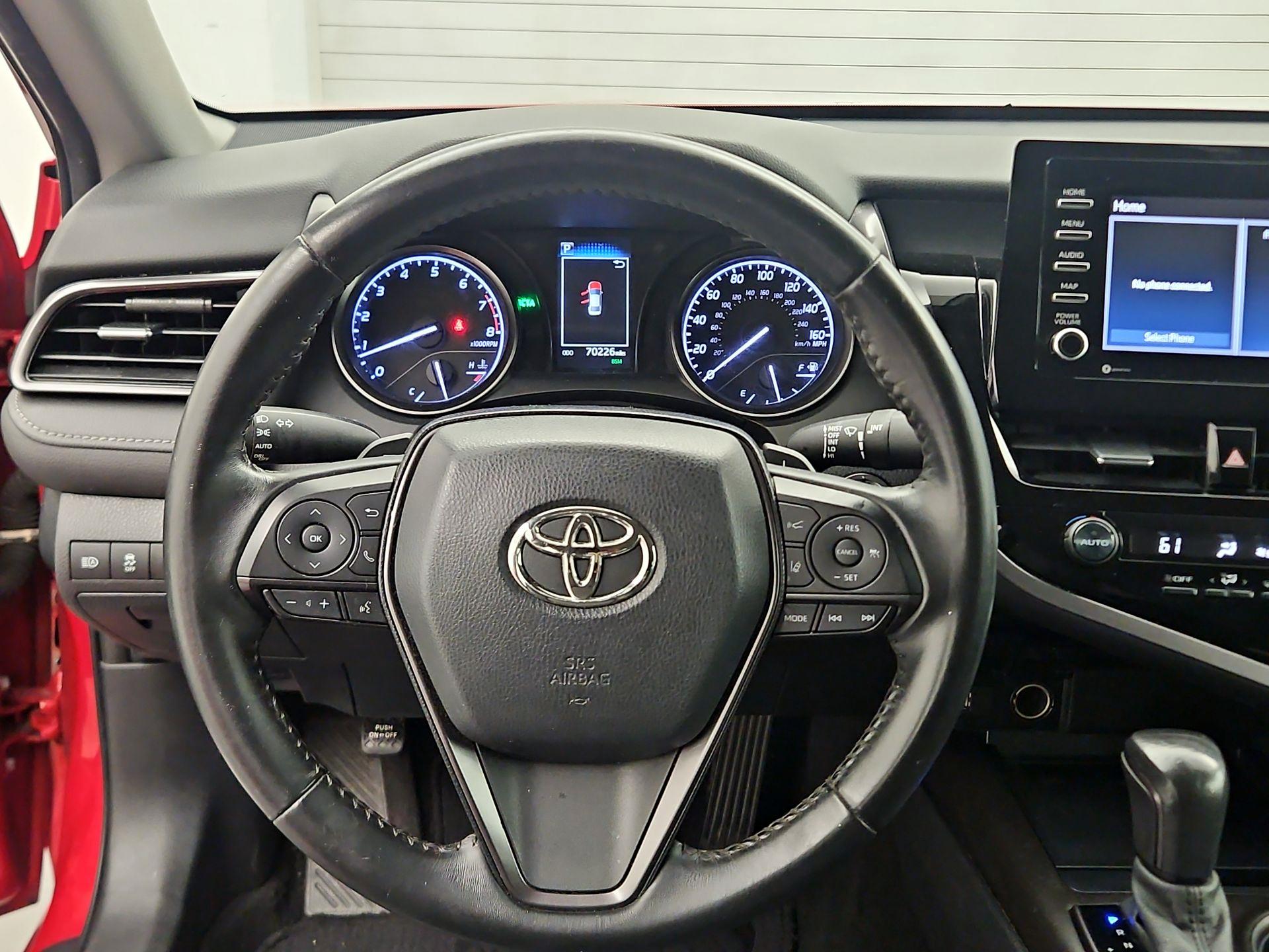 Thumbnail: 2021 Toyota Camry - 10