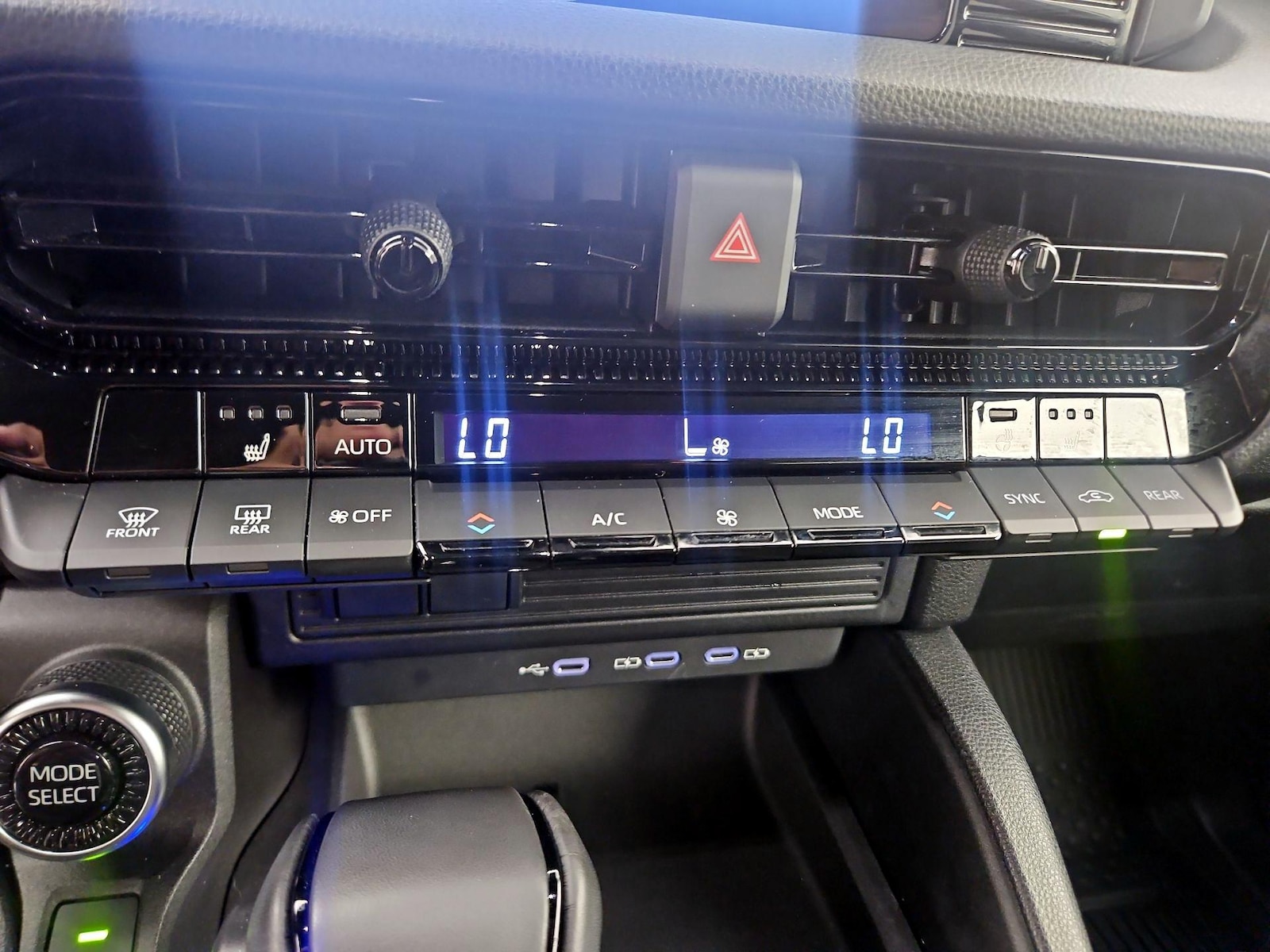 2025 Toyota Land Cruiser Land Cruiser 1958 - Photo 15