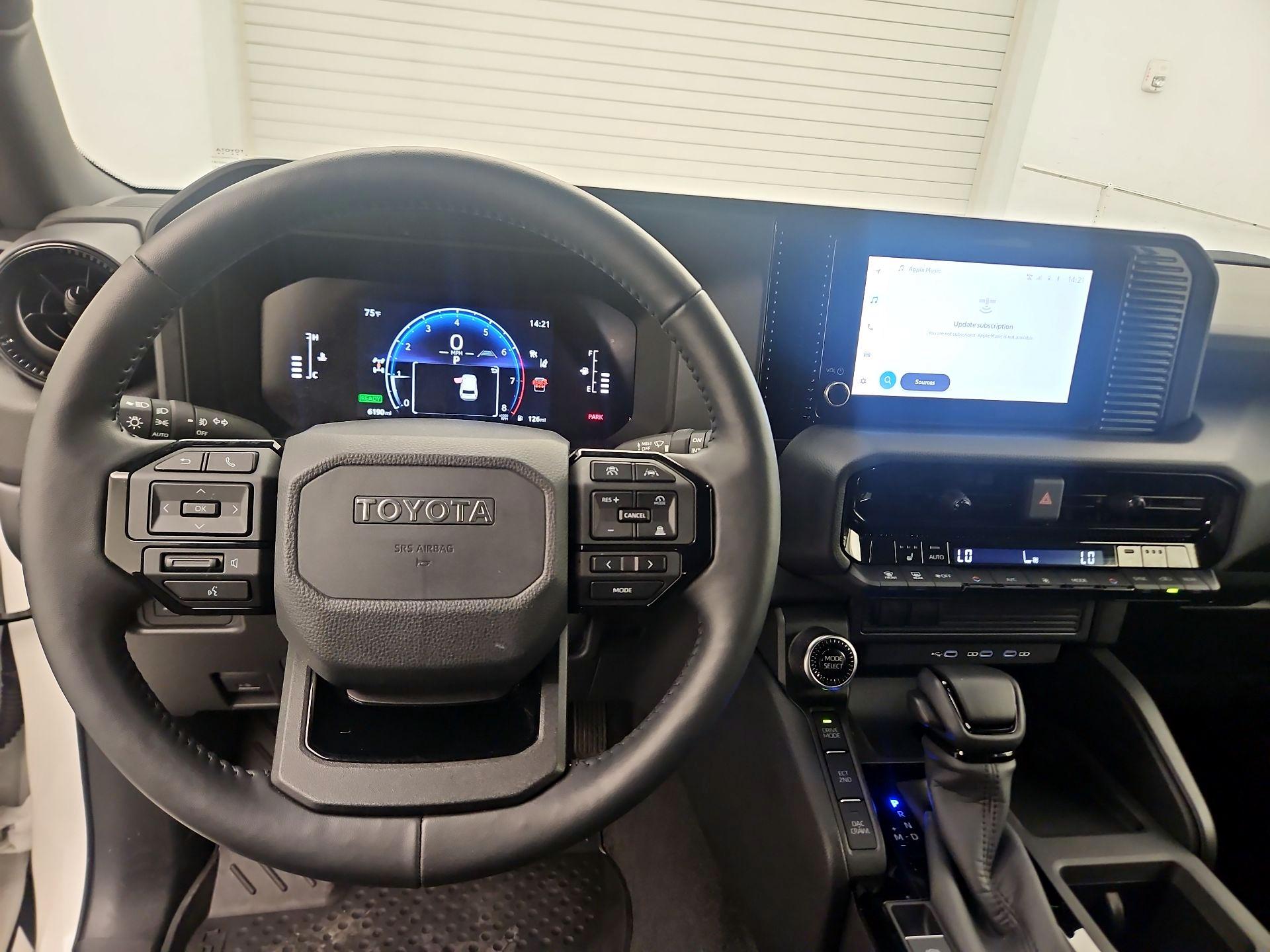 Thumbnail: 2025 Toyota Land Cruiser - 8