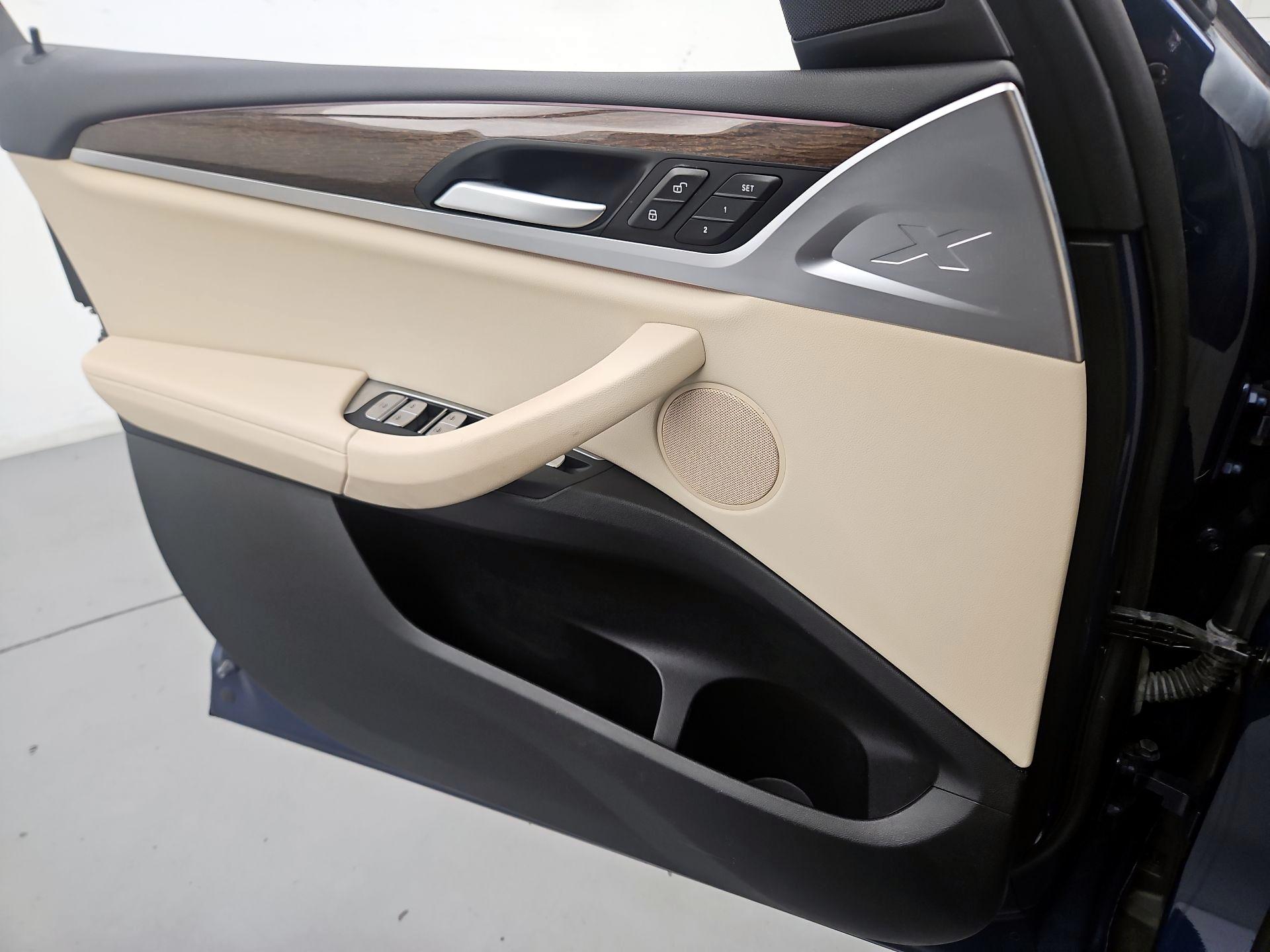 Thumbnail: 2022 BMW X3 - 12