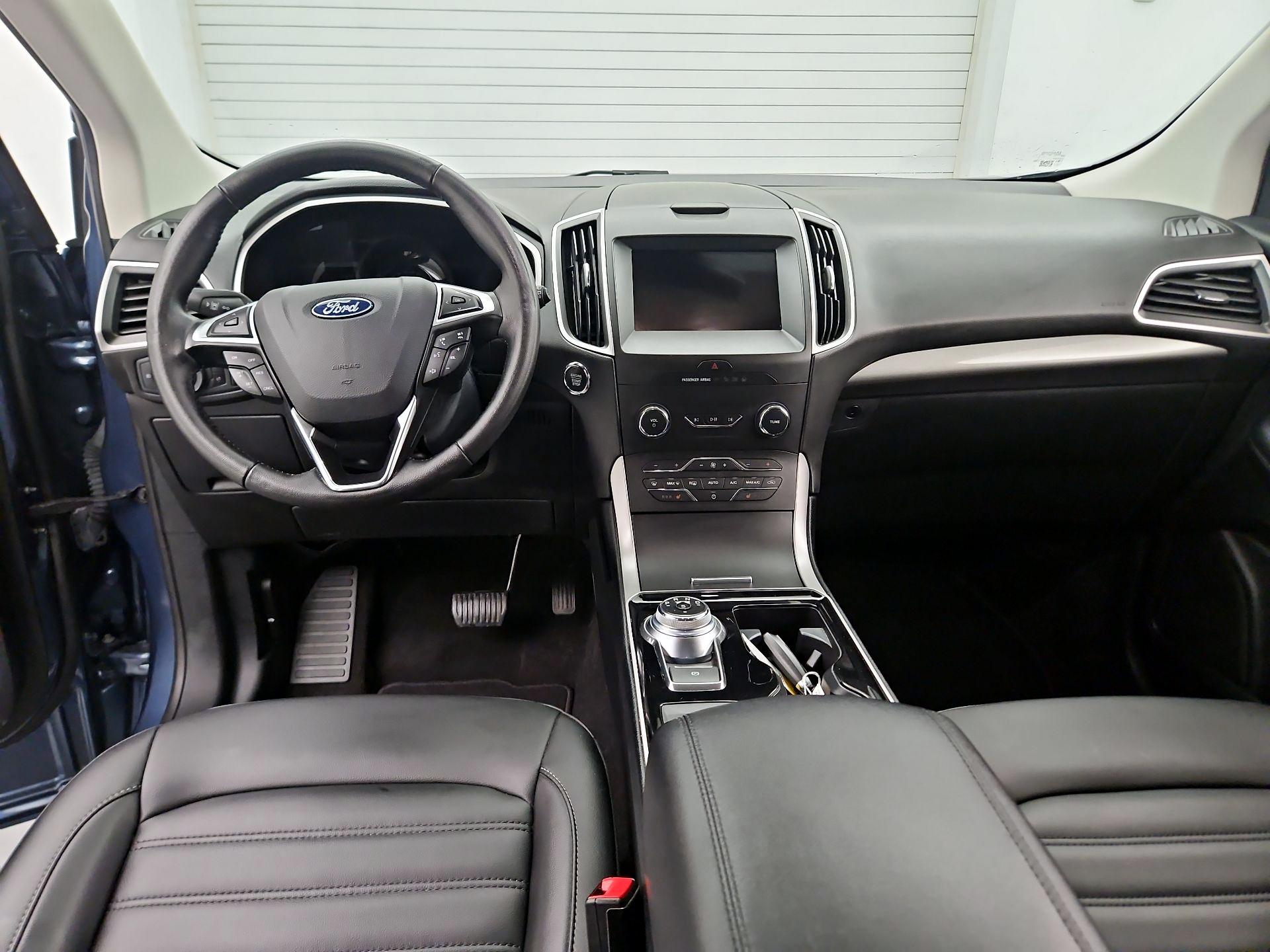 Thumbnail: 2019 Ford Edge - 9