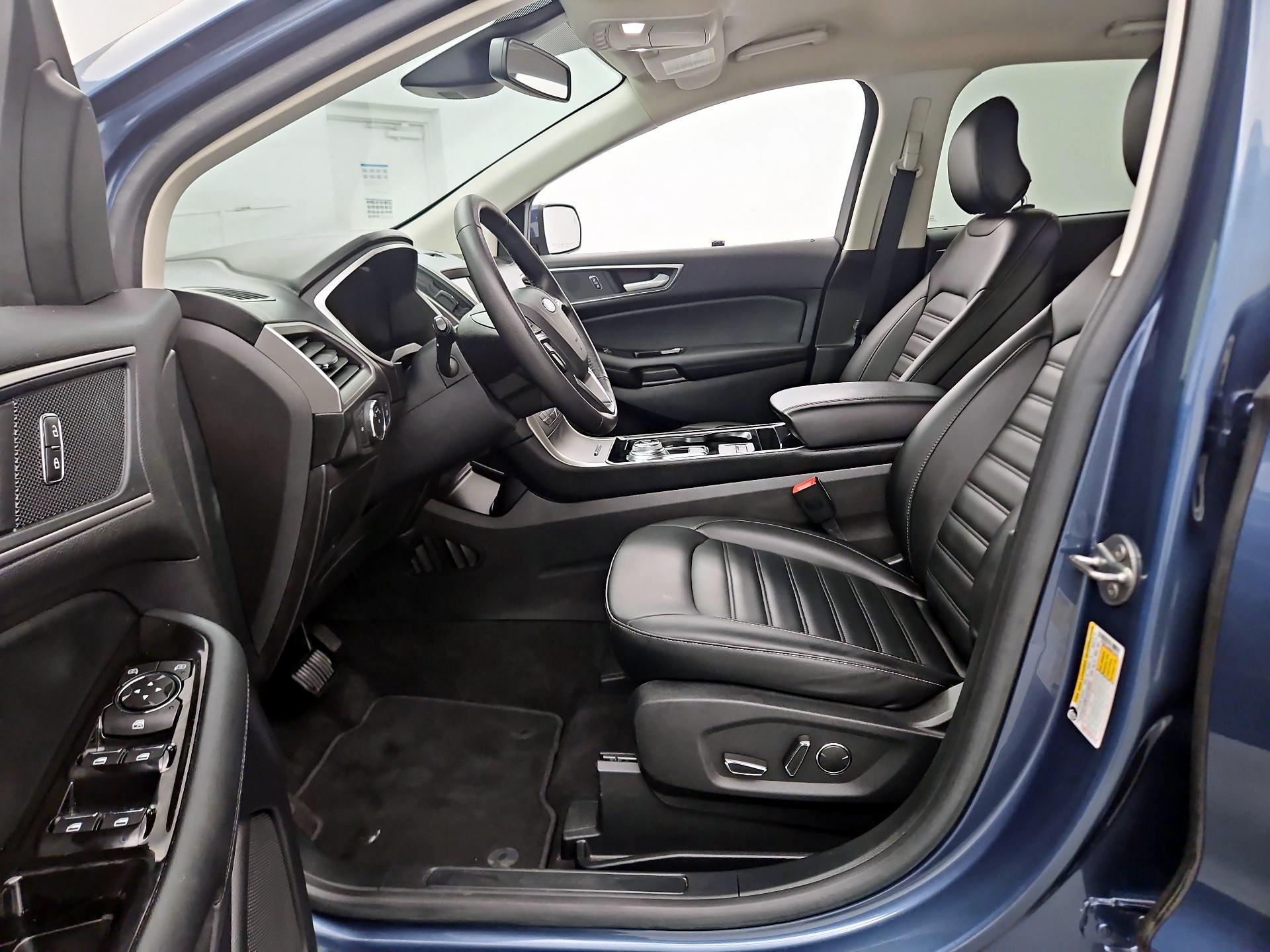 Thumbnail: 2019 Ford Edge - 11