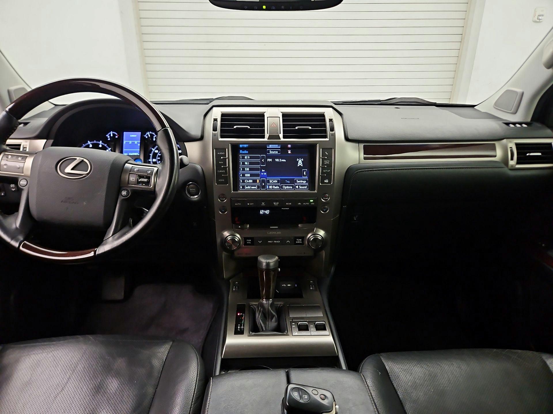 Thumbnail: 2019 Lexus GX - 9