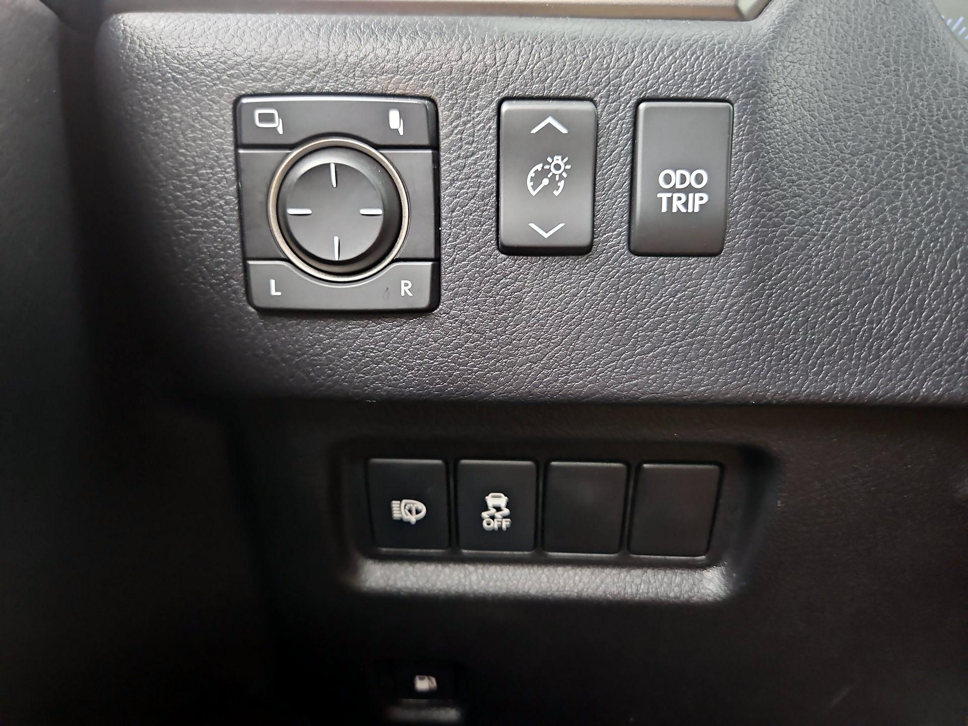 Thumbnail: 2019 Lexus GX - 13