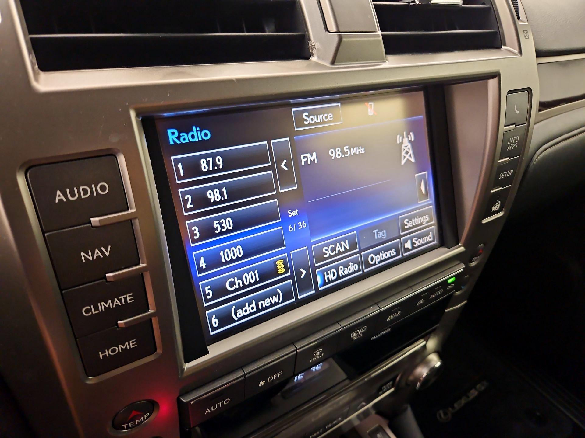 Thumbnail: 2019 Lexus GX - 14