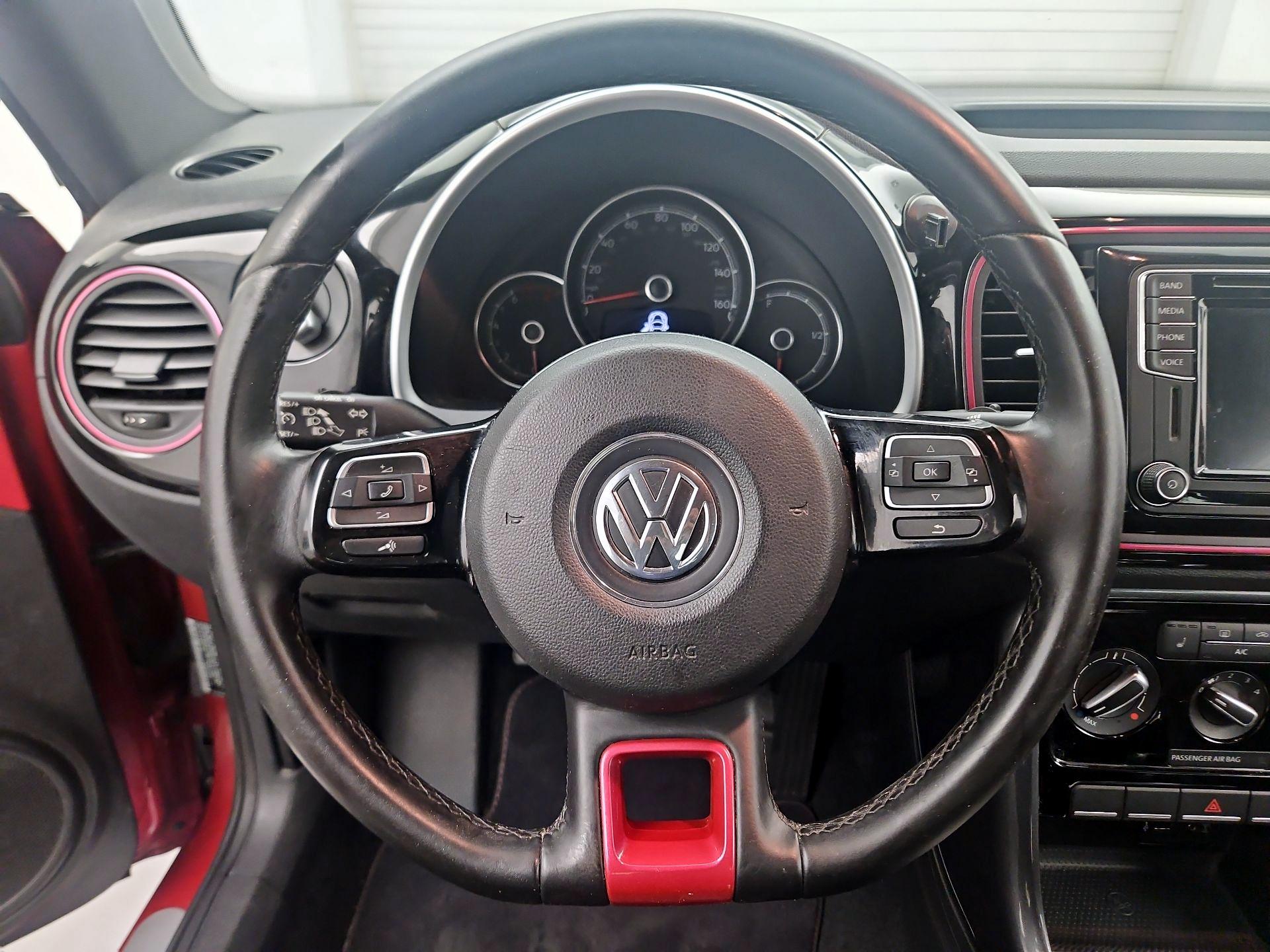 Thumbnail: 2017 Volkswagen Beetle - 10