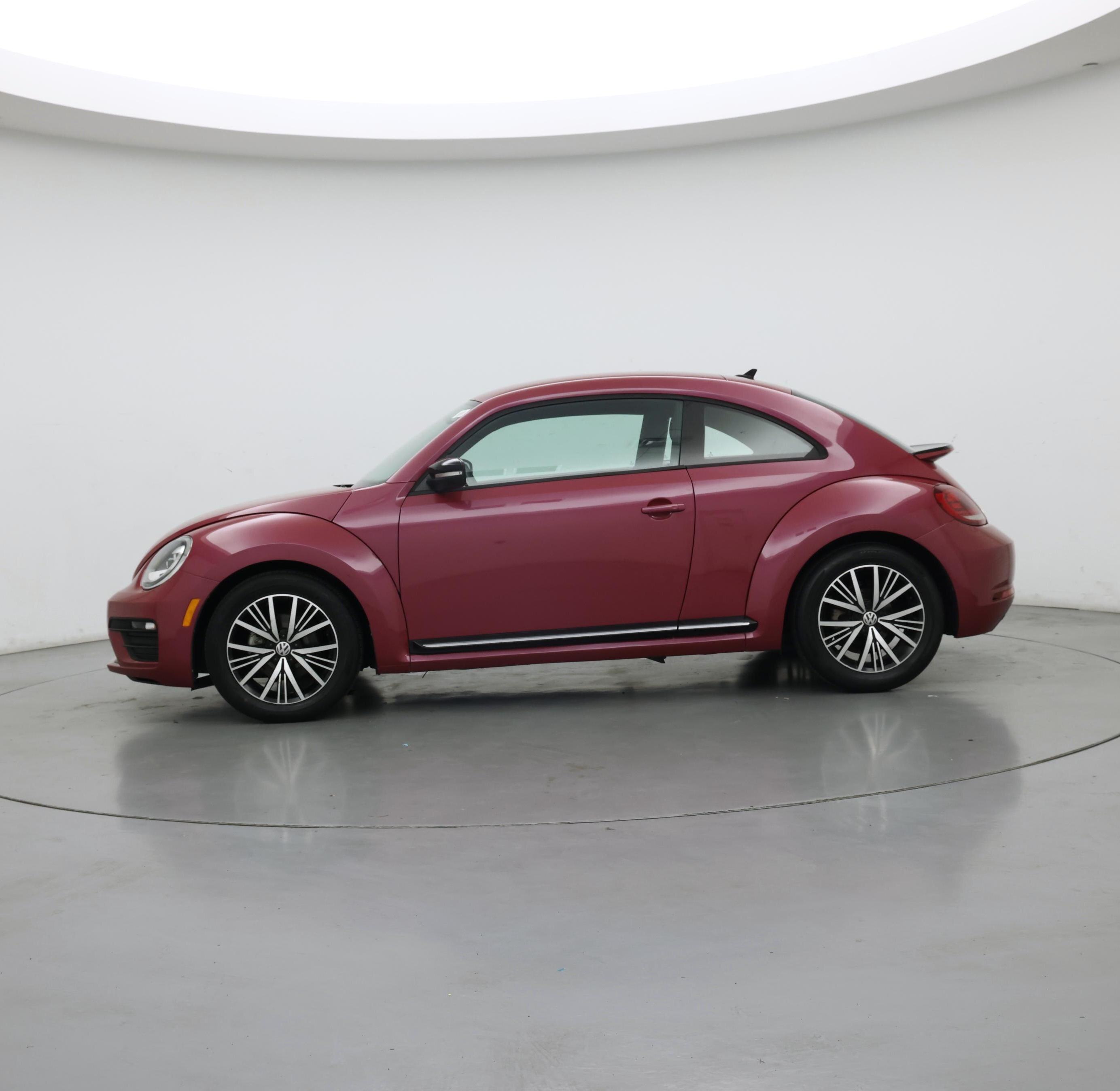 Thumbnail: 2017 Volkswagen Beetle - 3
